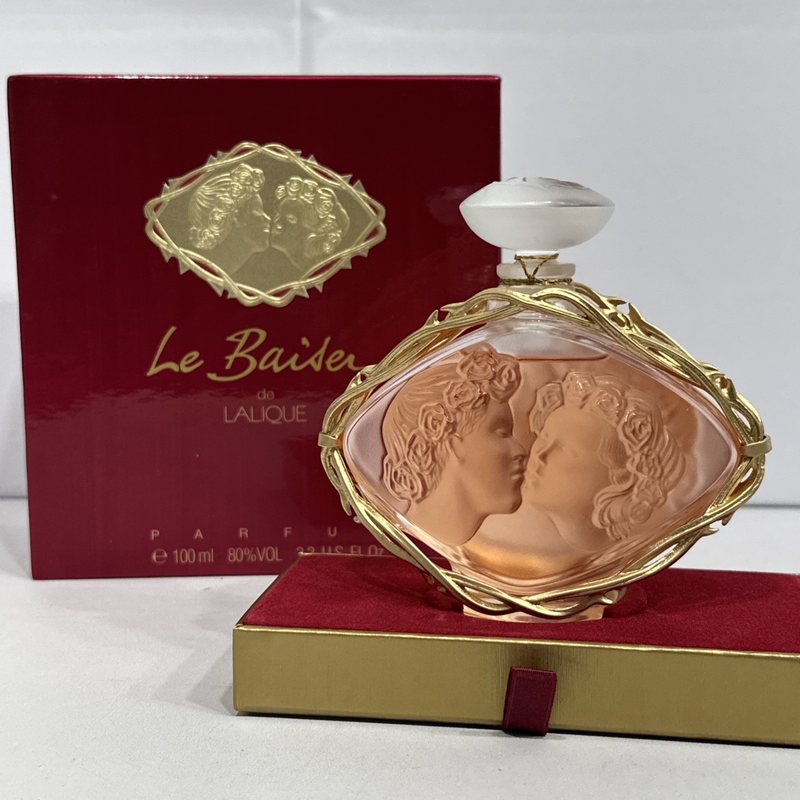 Le Baiser De Lalique Parfum 100ml 80%vol 3.3 Limited Edition #0076 Le Baiser De Lalique Parfum 100ml 80%vol 3.3 Limited Edition #0076