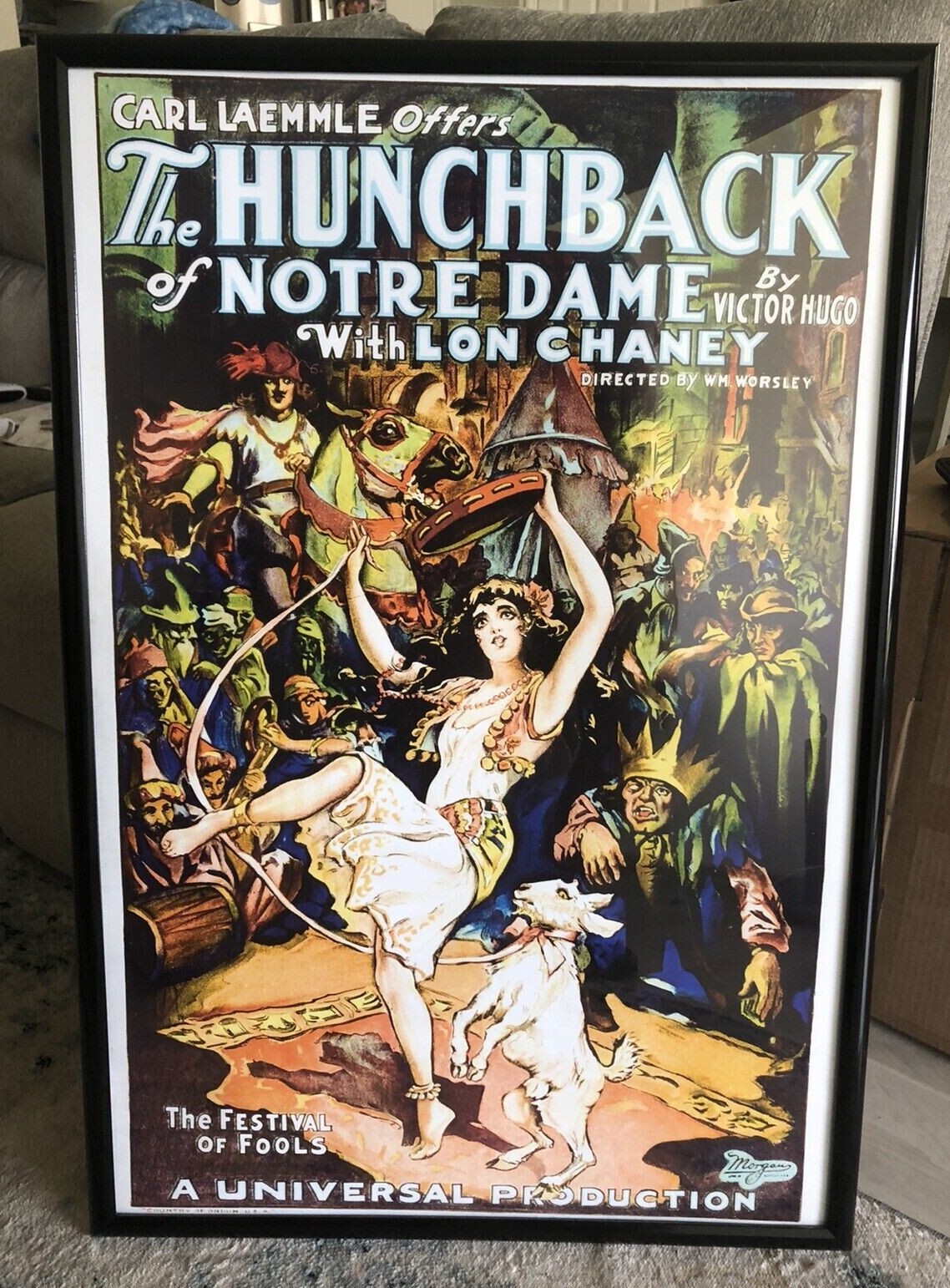 LITHOGRAPH OF ORIGINAL 1923 THE HUNCHBACK OF NOTRE DAME MOVIE POSTER LON CHANEY LITHOGRAPH OF ORIGINAL 1923 THE HUNCHBACK OF NOTRE DAME MOVIE POSTER LON CHANEY