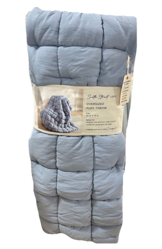 Sixth Street Loft Oversized Puff Blue Throw Blanket Sixth Street Loft Oversized Puff Blue Throw Blanket