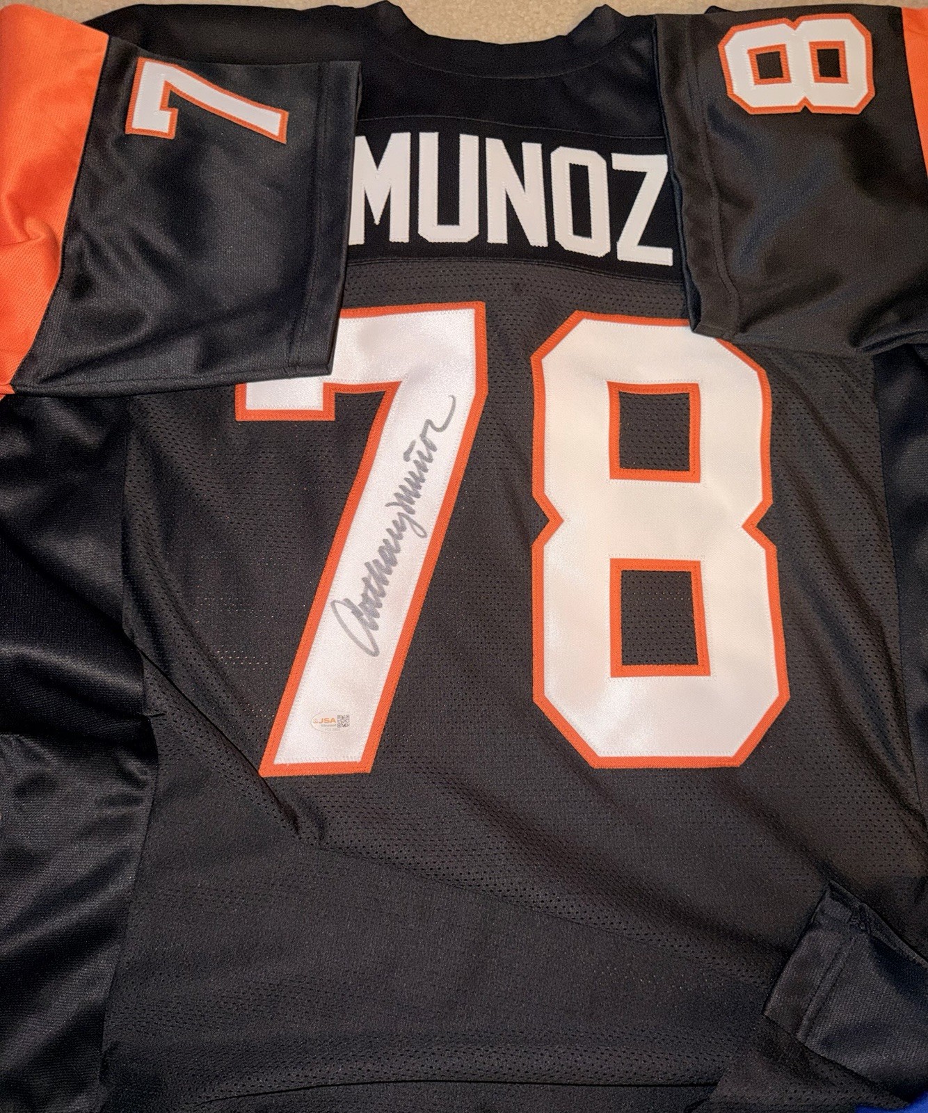Anthony Munoz Signed Cincinnati Bengals Custom Jersey JSA certified Anthony Munoz Signed Cincinnati Bengals Custom Jersey JSA certified