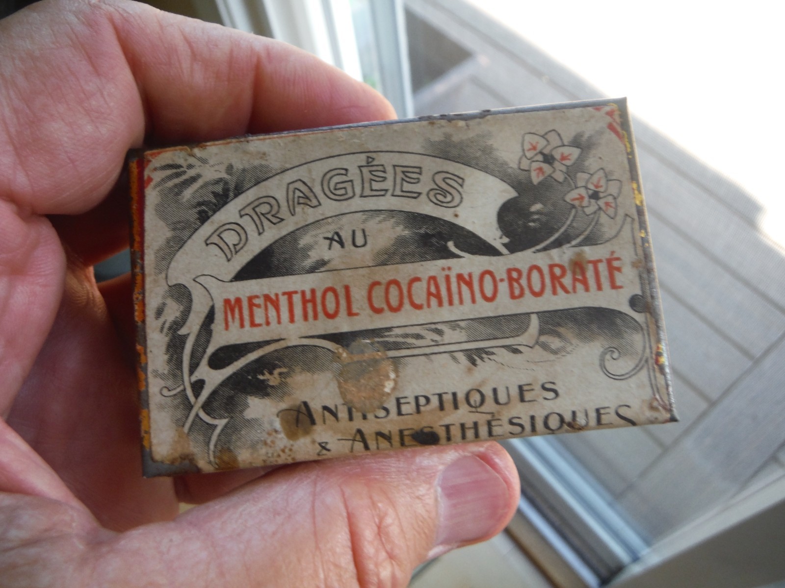 1890's French Cocaine Lozenge Tin - Very Rare Paper Label Medicine Tin 1890's French Cocaine Lozenge Tin - Very Rare Paper Label Medicine Tin