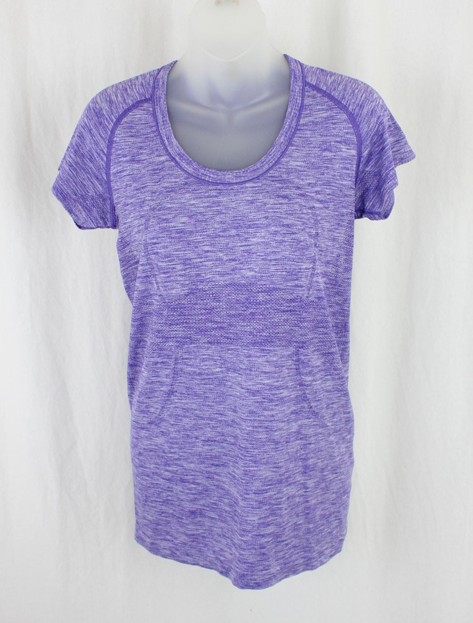Lululemon Women\'s Purple Print Short Sleeve Activewear T Shirt Top Size 8