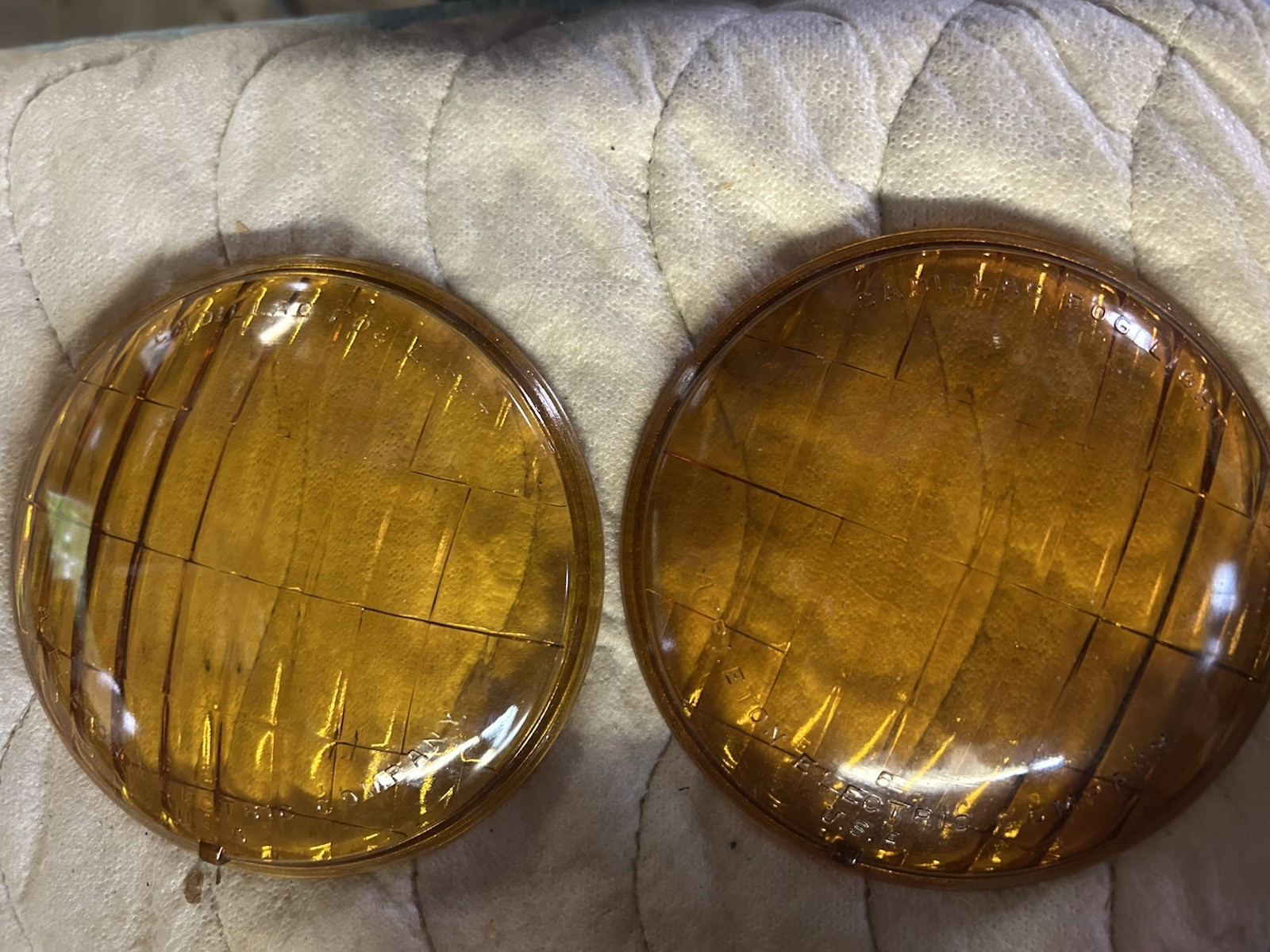 1941 Cadillac NOS Amber Fog Light Lenses Pair OEM GM 1443010 Original Box