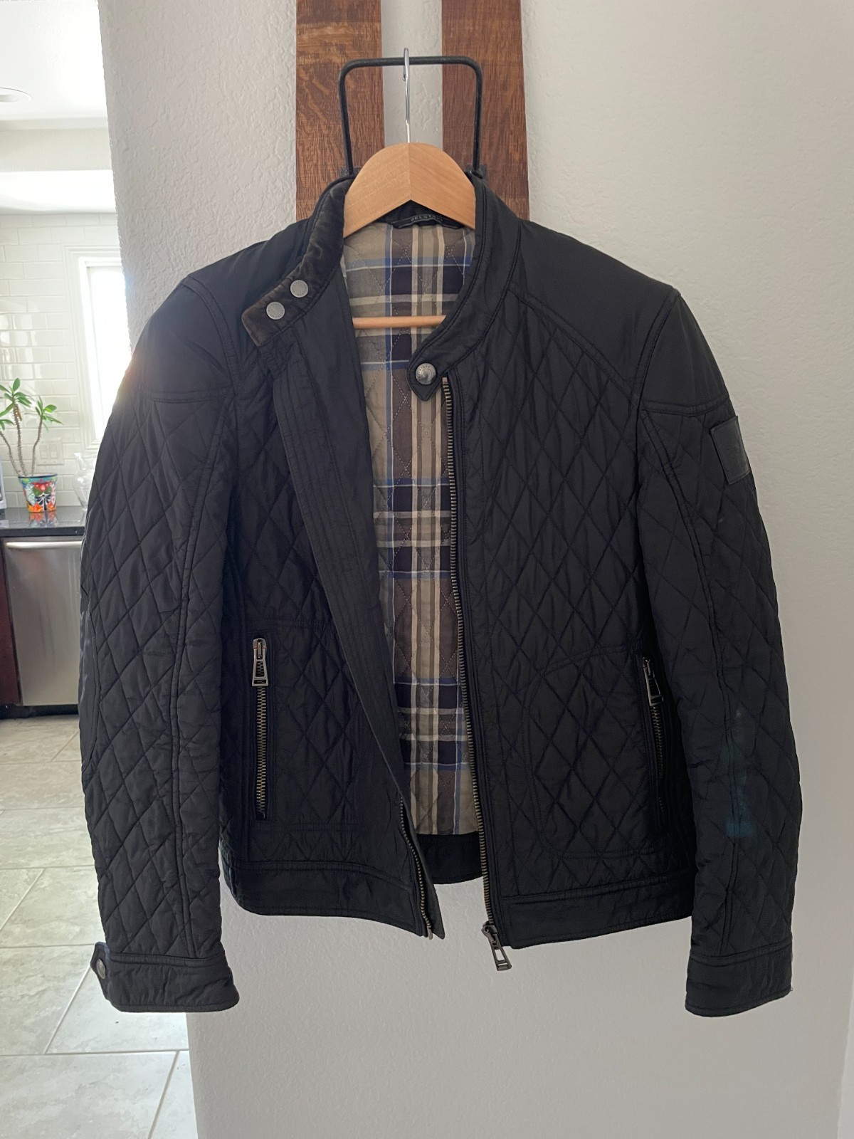 Belstaff Quilted Jacket Brown Plaid Lining - 46/36 Belstaff Quilted Jacket Brown Plaid Lining - 46/36
