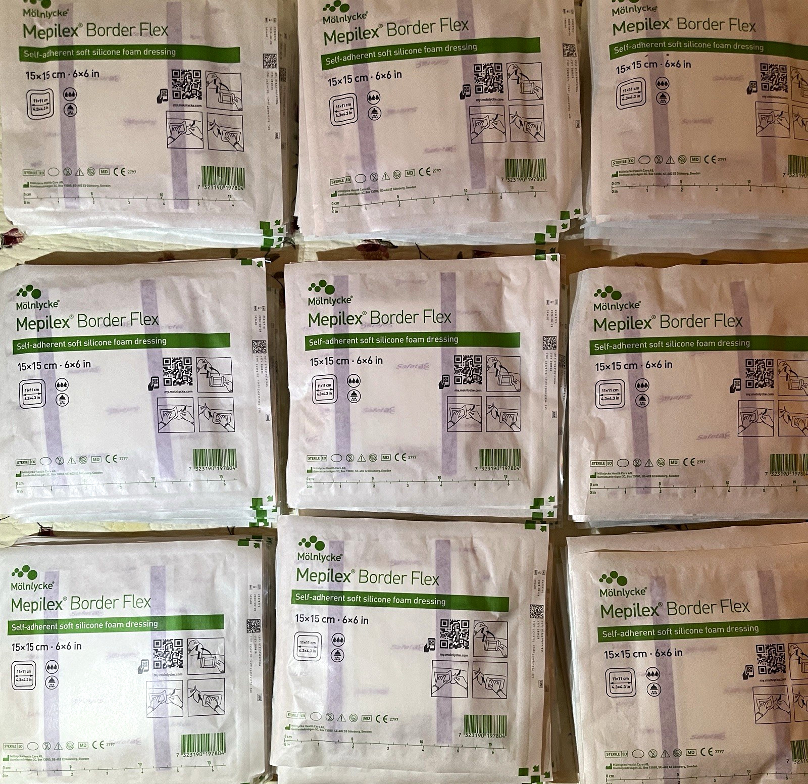 Lot of 98 Mepilex Border Flex Silicone Foam Dressing 6x6 in, 15x15 cm MPN 595400
