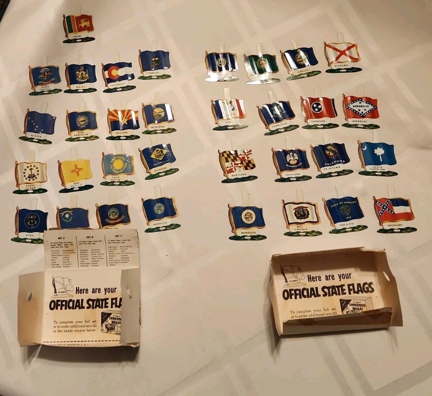  1950s Nabisco Shredded Wheat Cereal Premiums State Flag Sets B & C Mailers+Ceyl