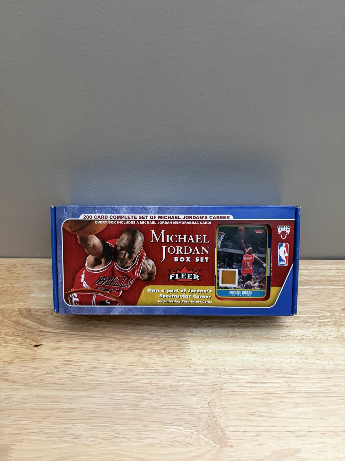 2007 Fleer Michael Jordan 200 Card Career Box Set Hardwood Floor Relic RARE