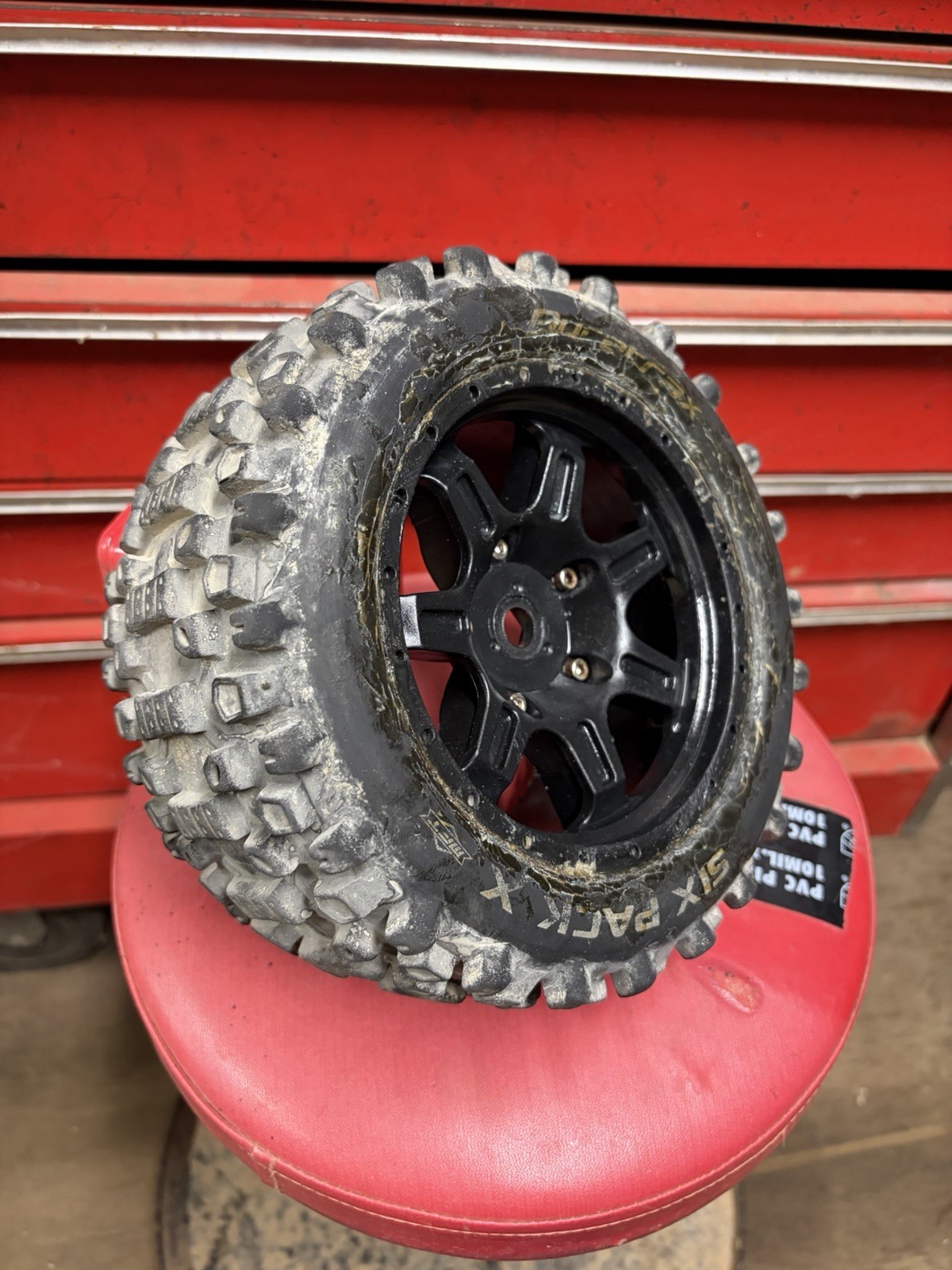 Duratrax Six Pack Mt Wheels And Tires 24mm Hex Xmaxx (Pair)