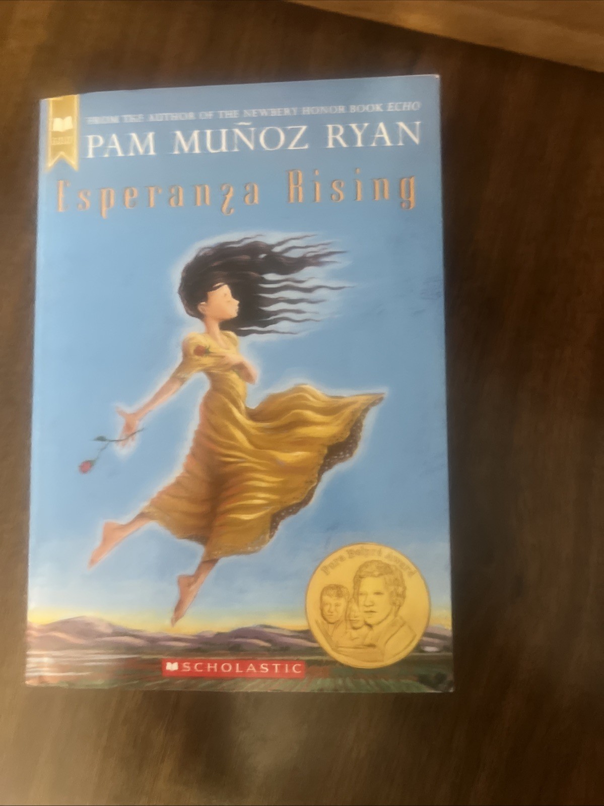 Esperanza Rising (Scholastic Gold) by Pam Muñoz Ryan (2002, Trade Paperback) Esperanza Rising (Scholastic Gold) by Pam Muñoz Ryan (2002, Trade Paperback)