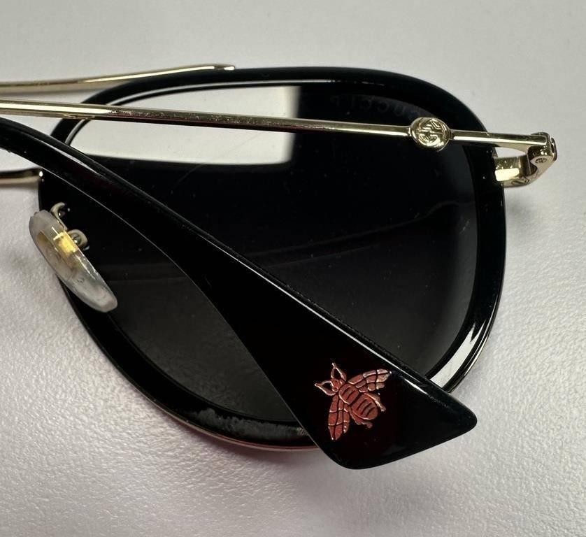 Gucci Women\'s GG0062S Pilot-Frame Aviator Sunglasses