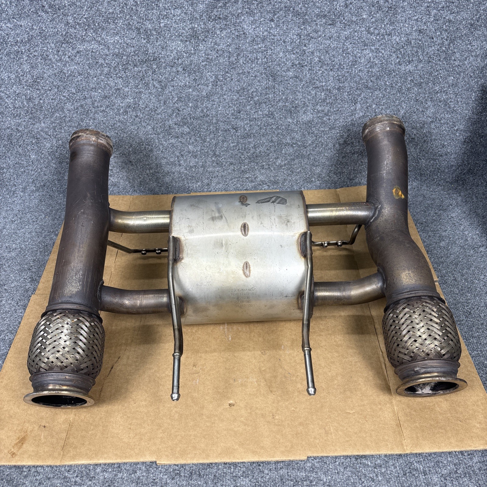 2017-2022 MCLAREN 720 S REAR EXHAUST MUFFLER OEM 14H0176CP.02