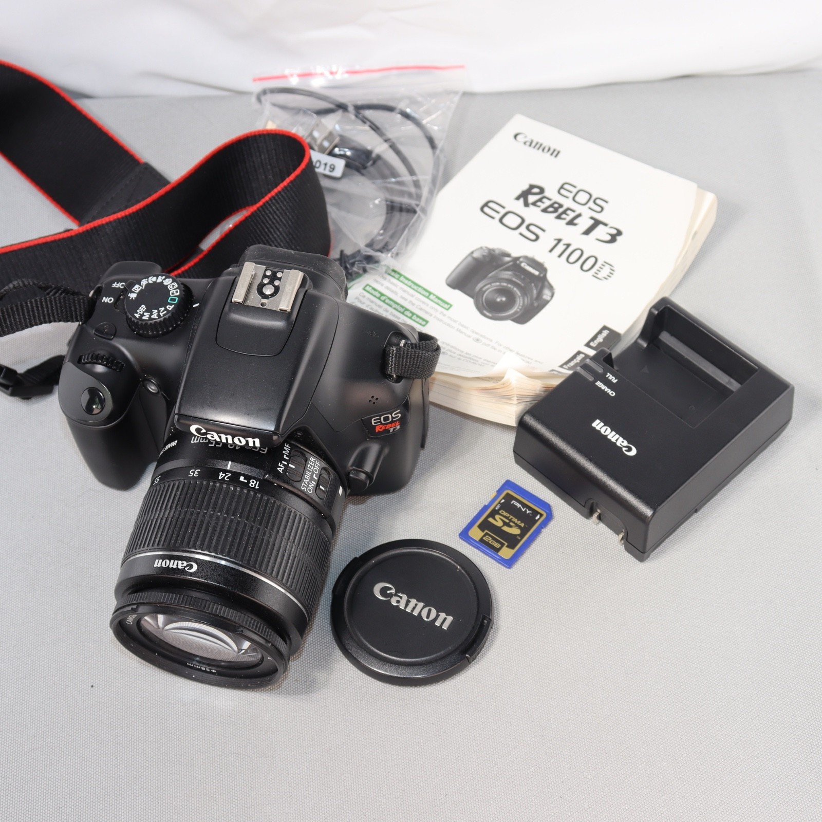 Canon EOS Rebel T3 12MP DSLR Camera Kit W Lens *GOOD/TESTED* Shutter 1,832