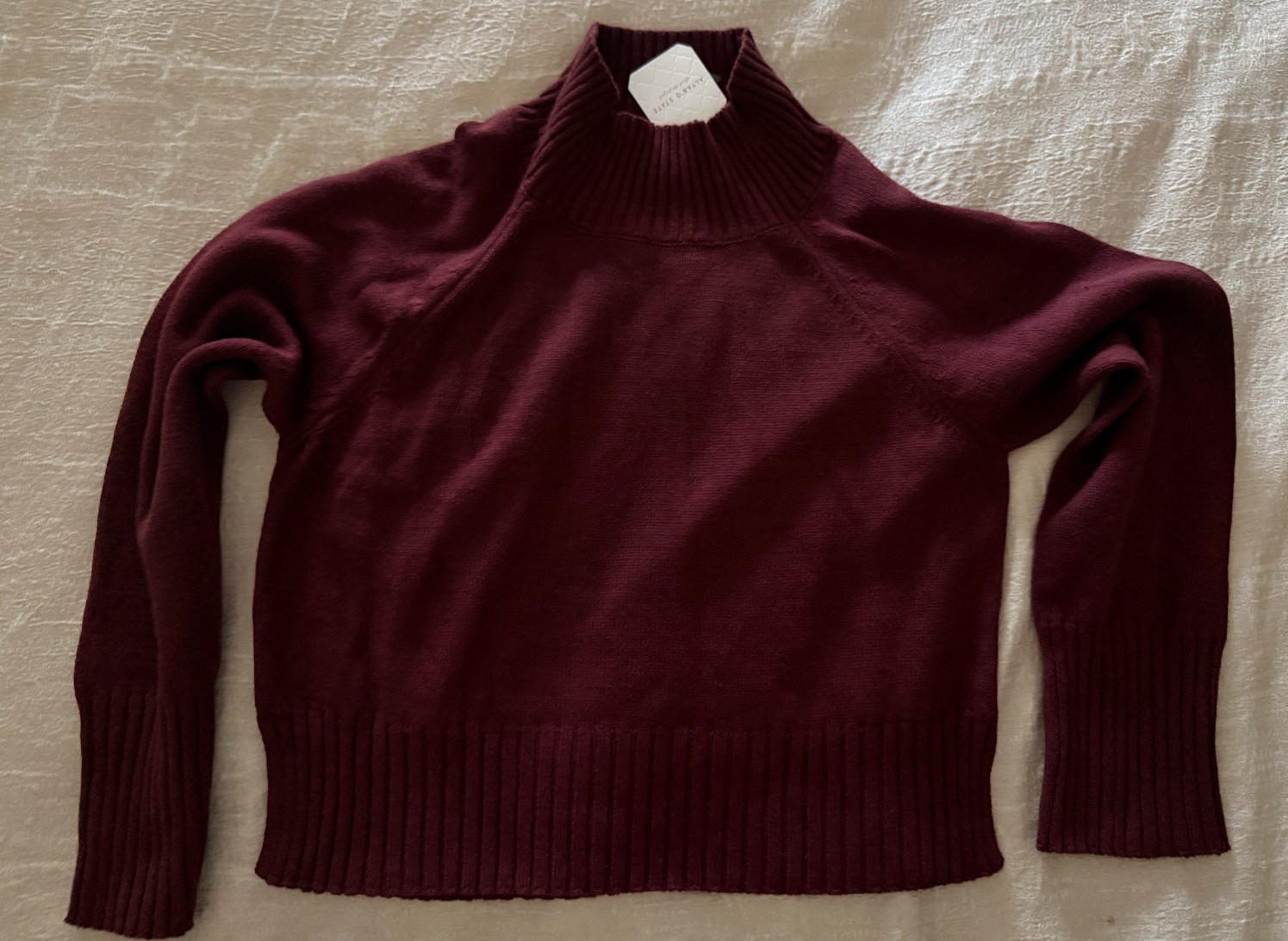 NWT Altar\'d State Womens Knit Turtleneck Burgundy Maroon Sweater Size Medium NWT Altar\'d State Womens Knit Turtleneck Burgundy Maroon Sweater Size Medium