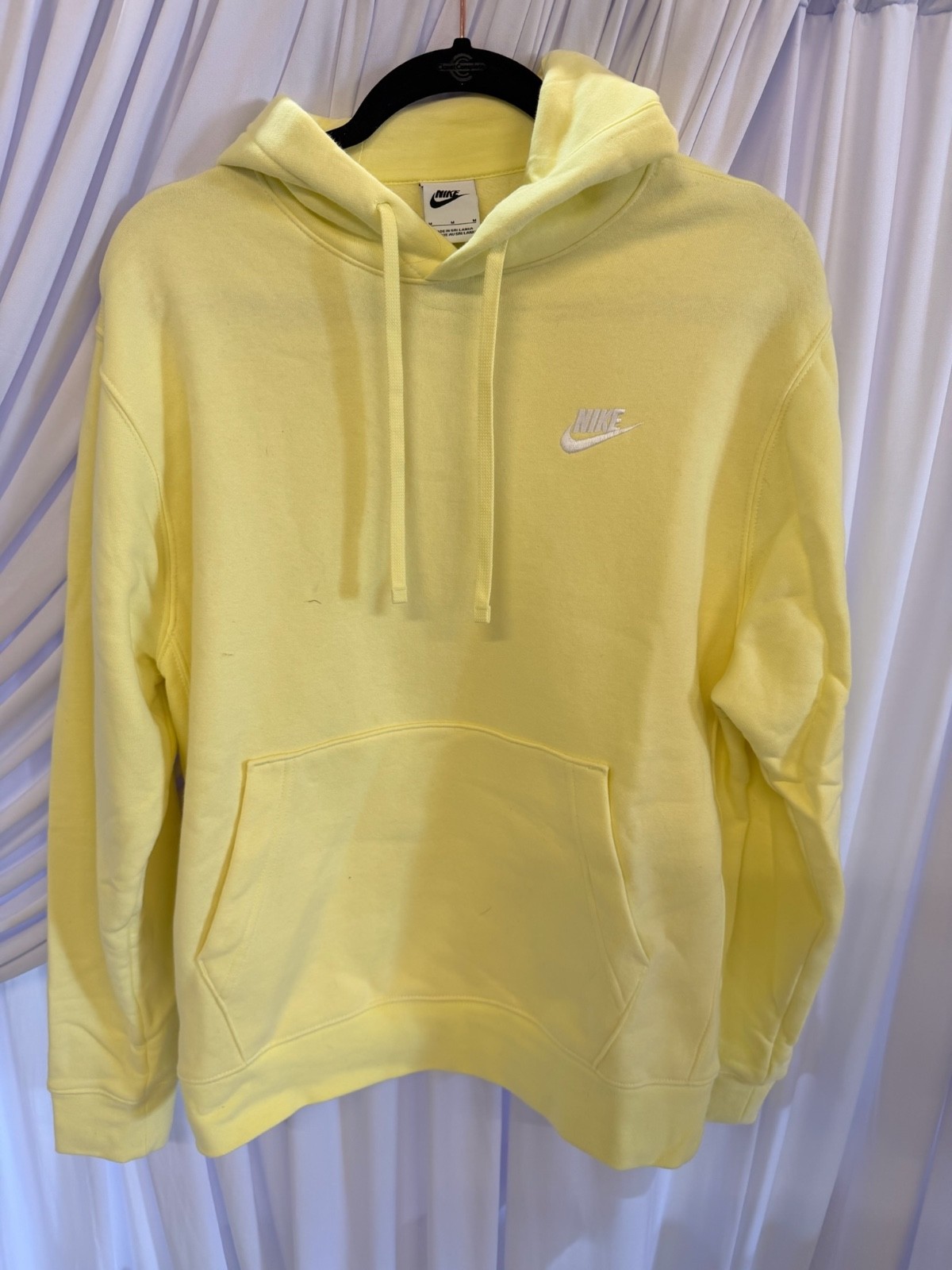 Nike Sportswear Club Fleece Hoodie in Pale Yellow