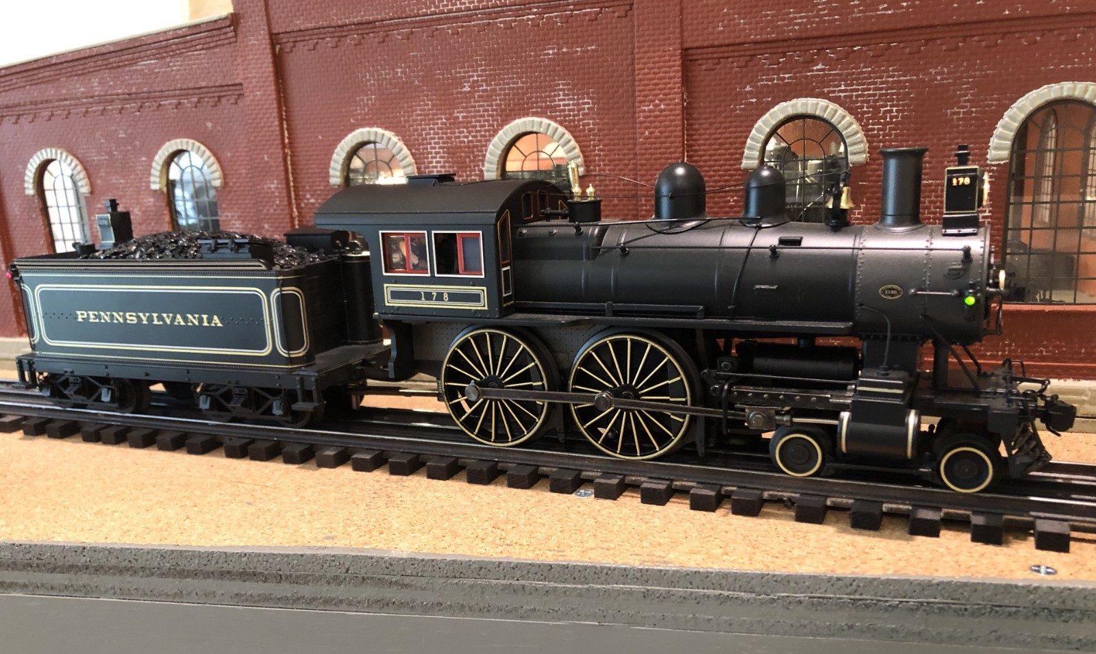MTH PREMIER 20-3156-1 PRR 4-4-0 STEAM ENGINE AND TENDER w/ PROTO SOUND 2.0 (3V) 