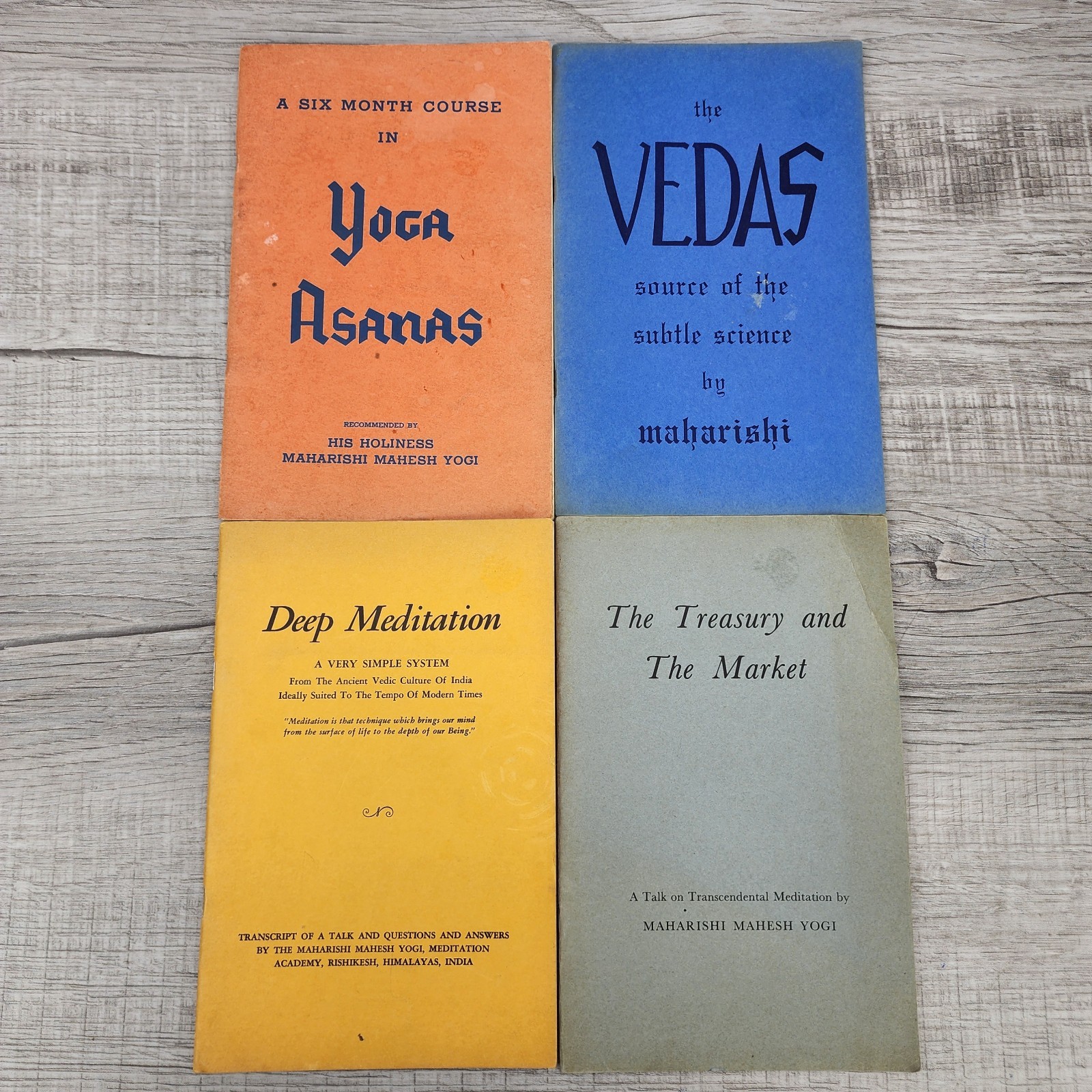 A Six Month Course In Yoga Asanas Recommended by His Holiness Maharishi Mahesh +