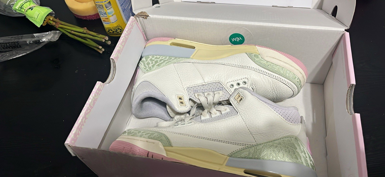 Jordan Air Jordan 3 Mid Top Lace Up Leather Colorblock Sneaker White Pink