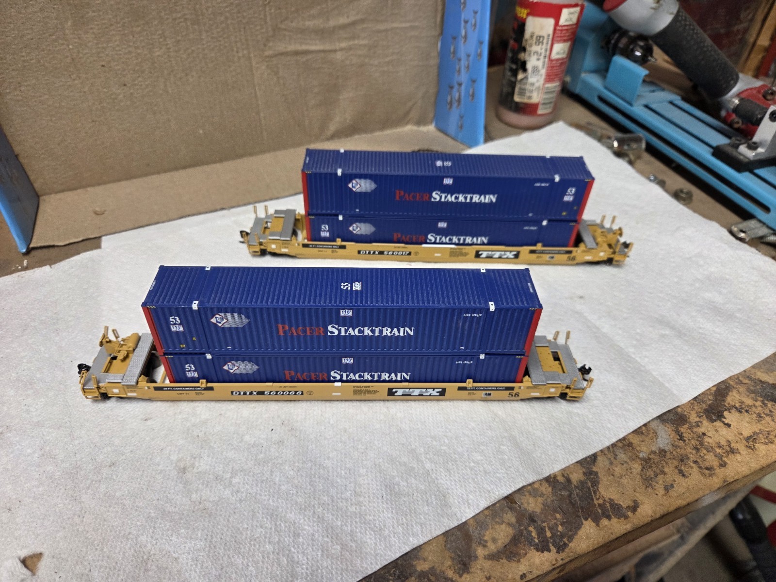 Adhearn HO Stack Container Car Adhearn HO Stack Container Car