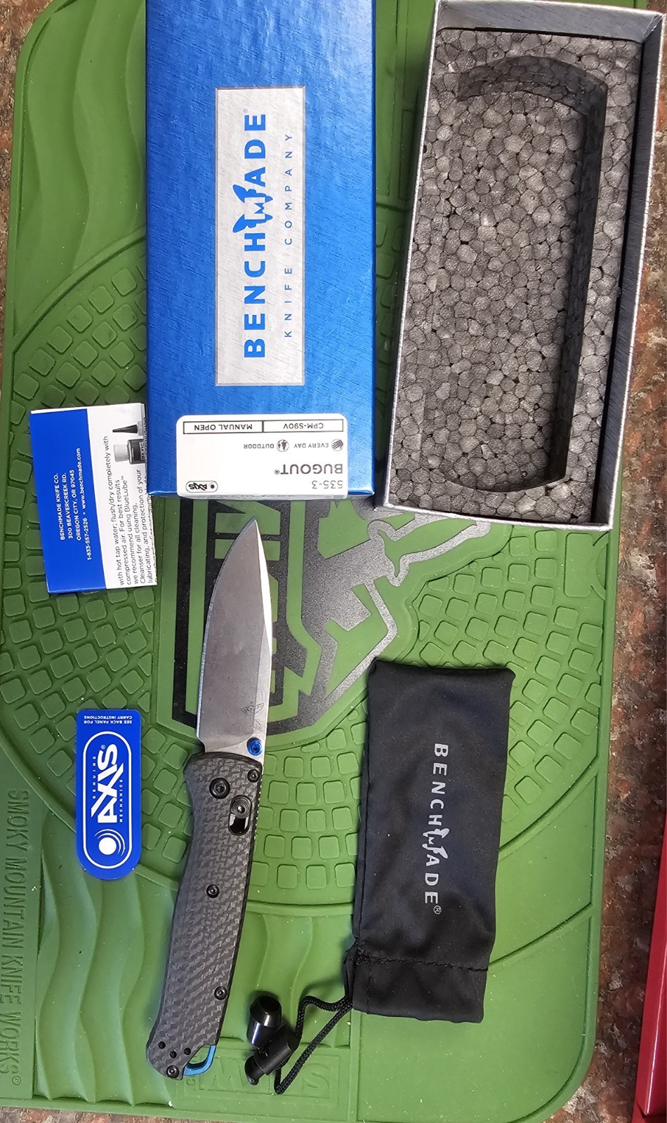 Benchmade 535-3 Bugout CPM S90V Carbon Fiber AXIS Lock Authentic 2021