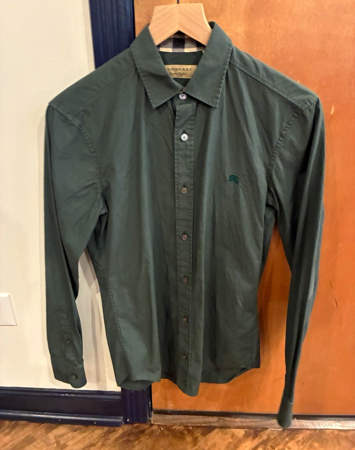 Burberry Men’s XS Regular Green Solid Long Sleeve Button-Up Shirt Embroidered