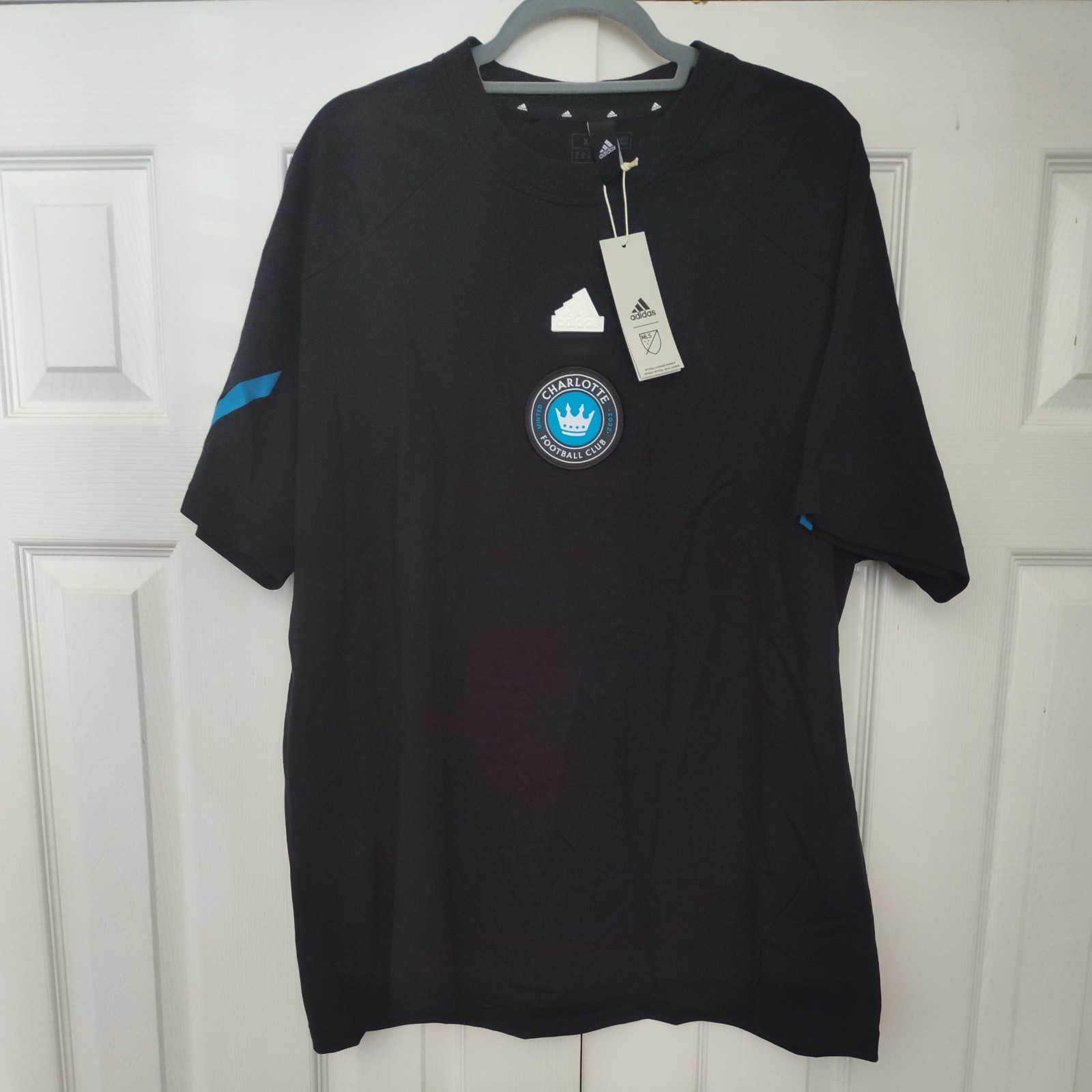 Adidas MLS Charlotte Football Club FC T-Shirt Mens XL Black Dry patch NWT Adidas MLS Charlotte Football Club FC T-Shirt Mens XL Black Dry patch NWT