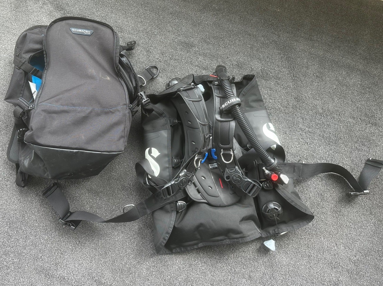 Scubapro Hydros Pro BCD Men L Black w/ Air2 Backpack Integrated Weight Pockets