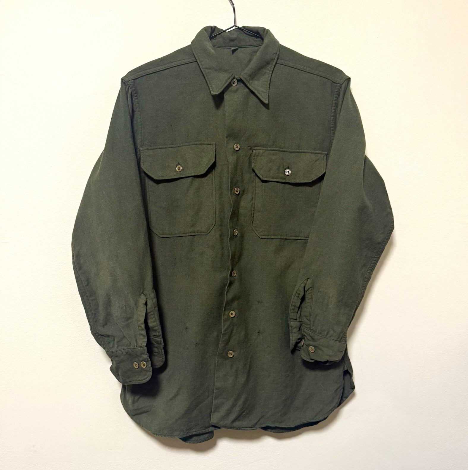 Vintage 1940s WWII US army wool button up uniform shirt