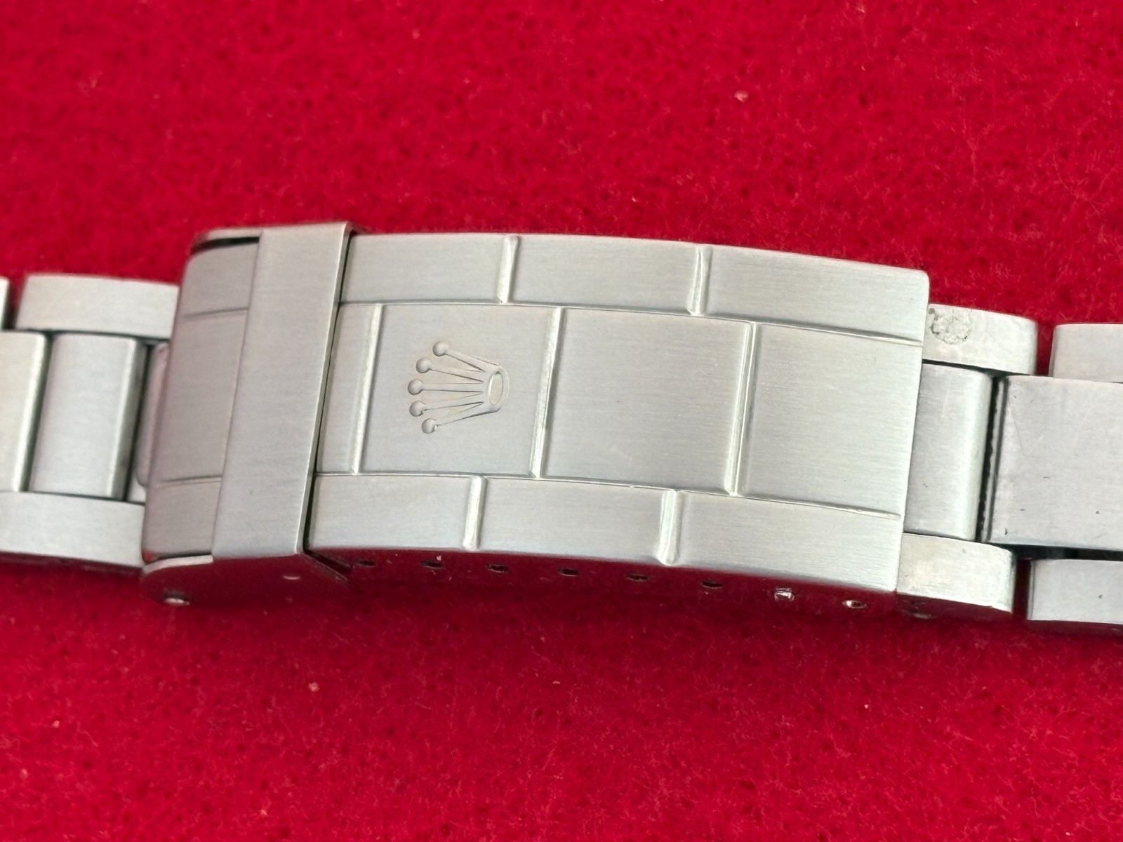 Rolex Vintage 1970s Swiss Made Submariner Oyster Link Stainless 20mm br G2U Rolex Vintage 1970s Swiss Made Submariner Oyster Link Stainless 20mm br G2U