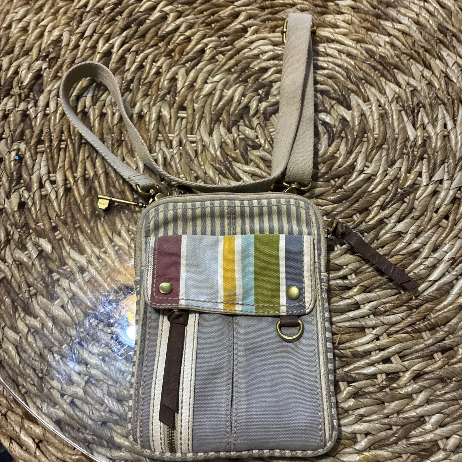 Fossil Fabric Crossbody Bag Striped Multicolor Canvas Organizer Travel Purse Fossil Fabric Crossbody Bag Striped Multicolor Canvas Organizer Travel Purse