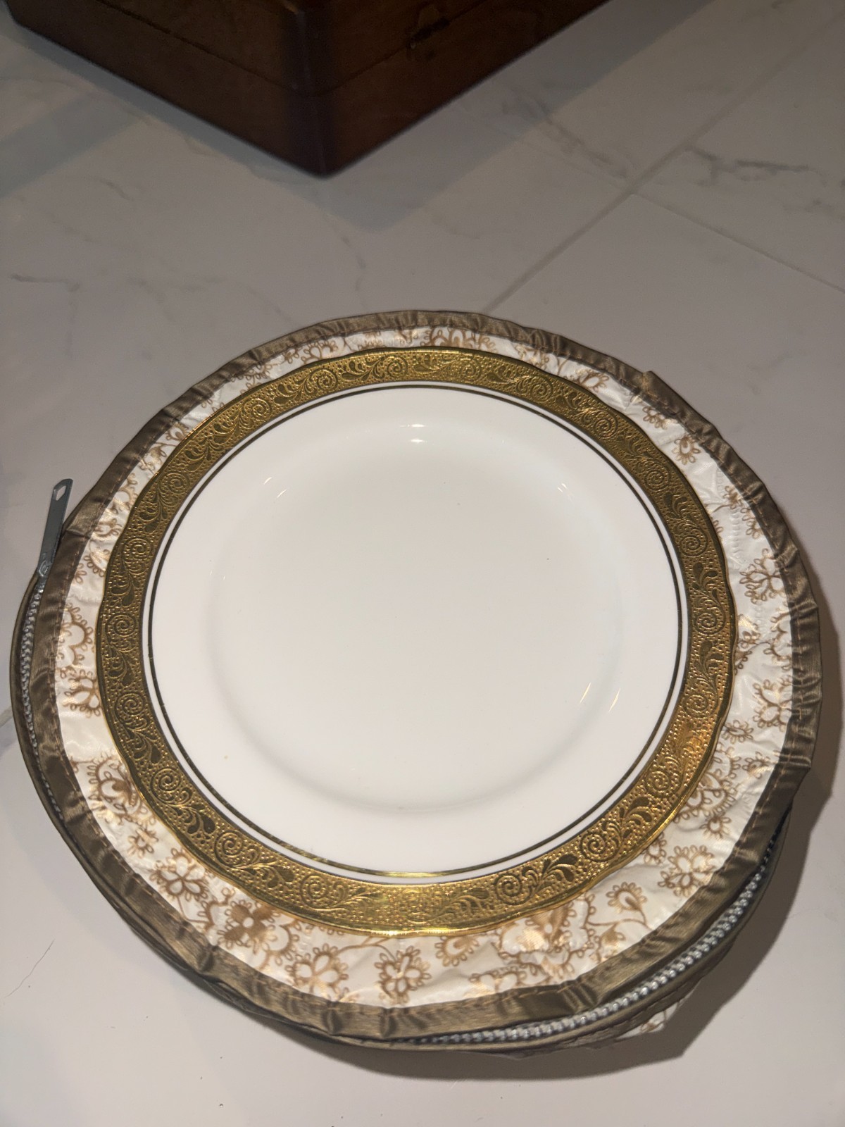 Aynsley Argosy 8360 Bone China Salad Dessert Plates Set of 12 Gold Filigree Aynsley Argosy 8360 Bone China Salad Dessert Plates Set of 12 Gold Filigree
