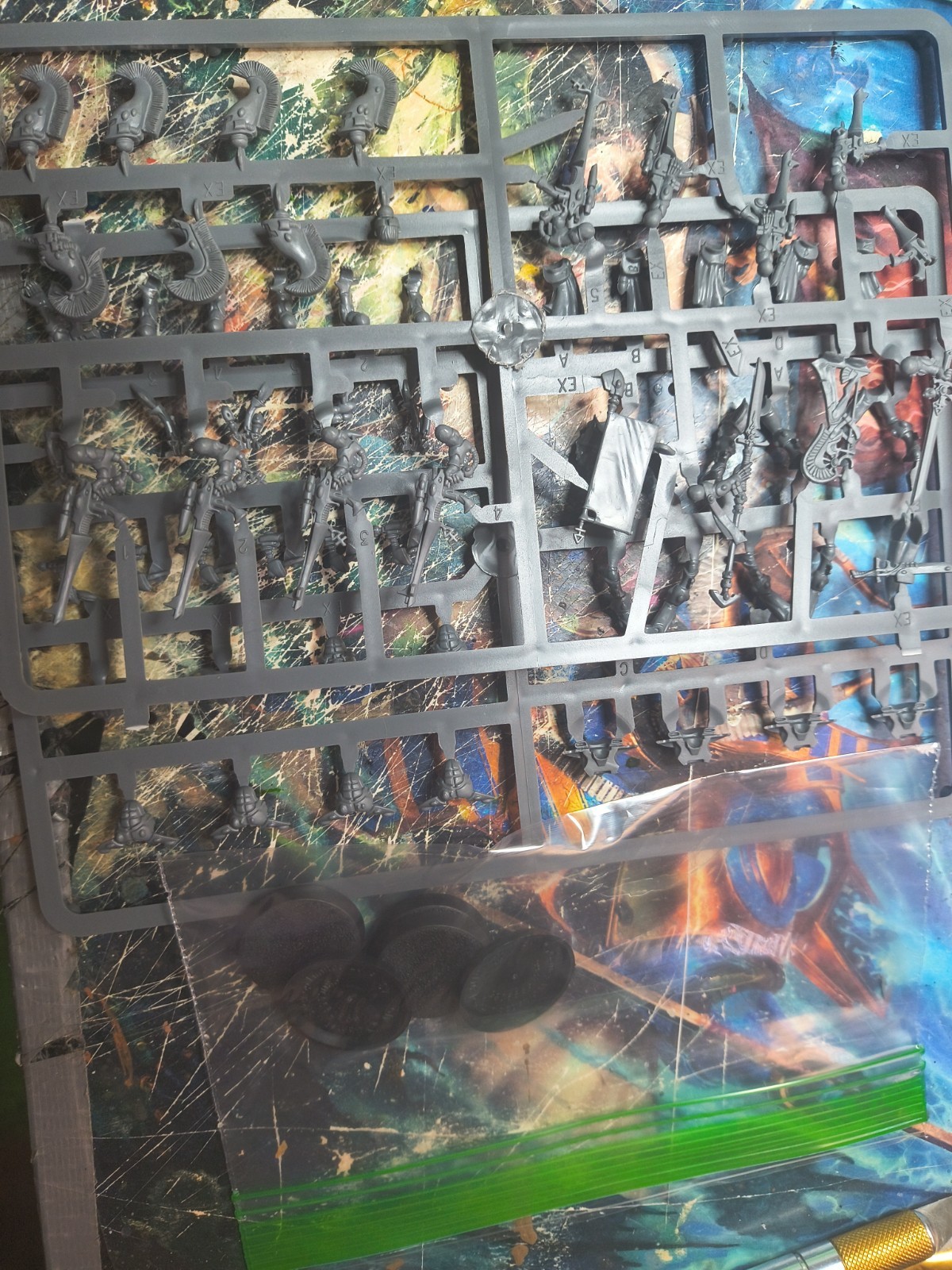 WARHAMMER40K Aeldari Dire Avengers WARHAMMER40K Aeldari Dire Avengers