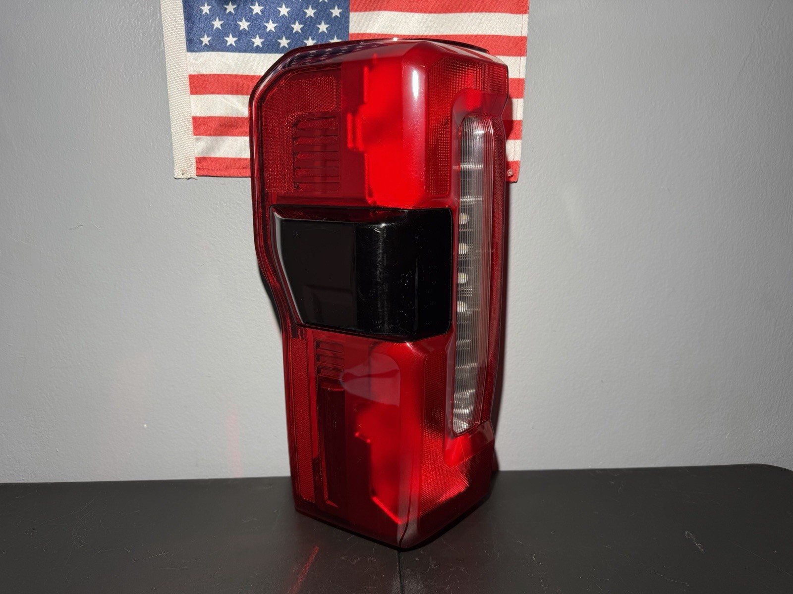 2023-2026 FORD F-250 F-350 Left Driver  Taillight OEM PC3B-13B505-BN Halogen