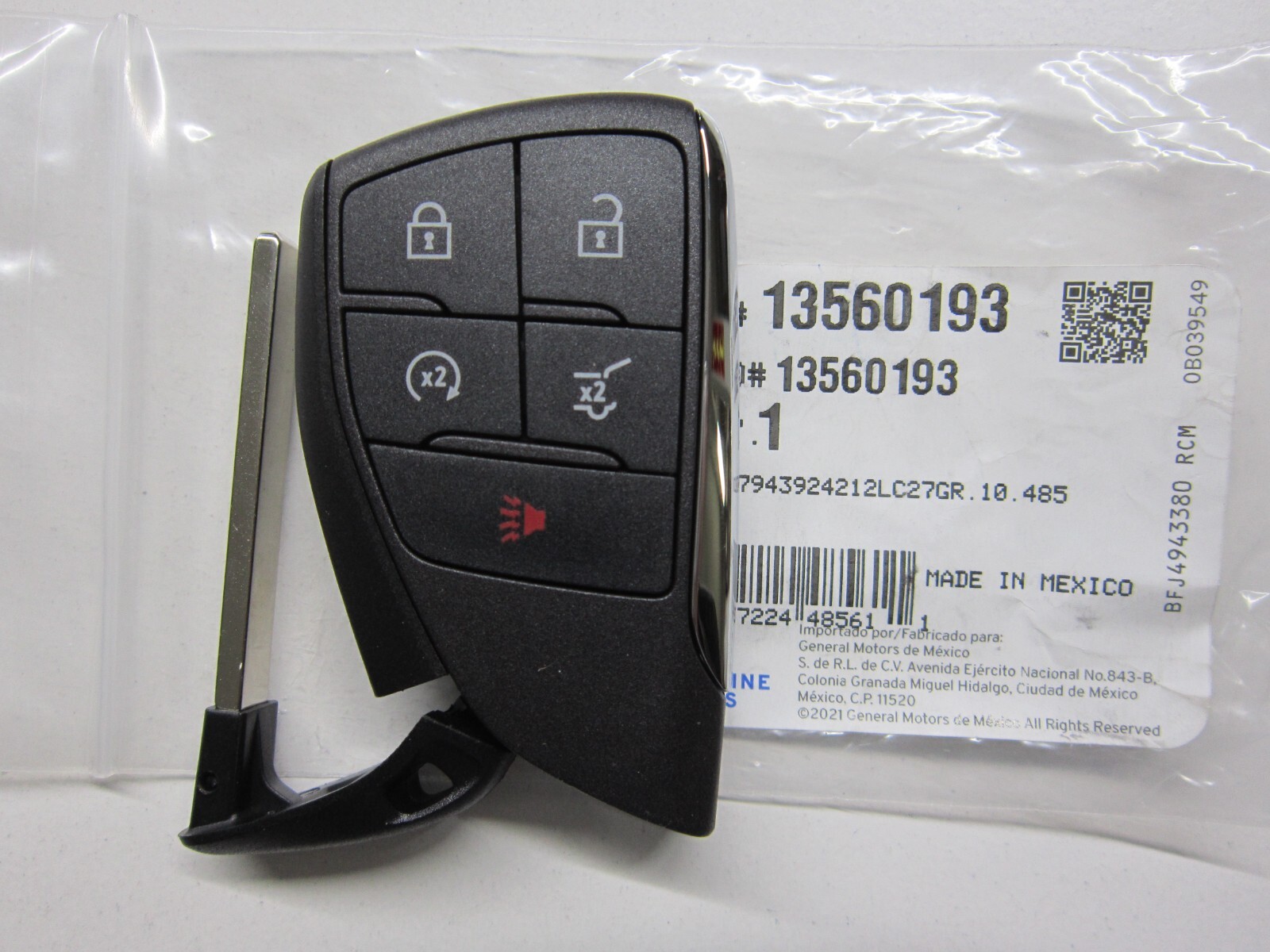 NEW OEM 2024-2026 CHEVY EQUINOX EV KEYLESS REMOTE SMART KEY FOB 13560193 / 5 BT NEW OEM 2024-2026 CHEVY EQUINOX EV KEYLESS REMOTE SMART KEY FOB 13560193 / 5 BT