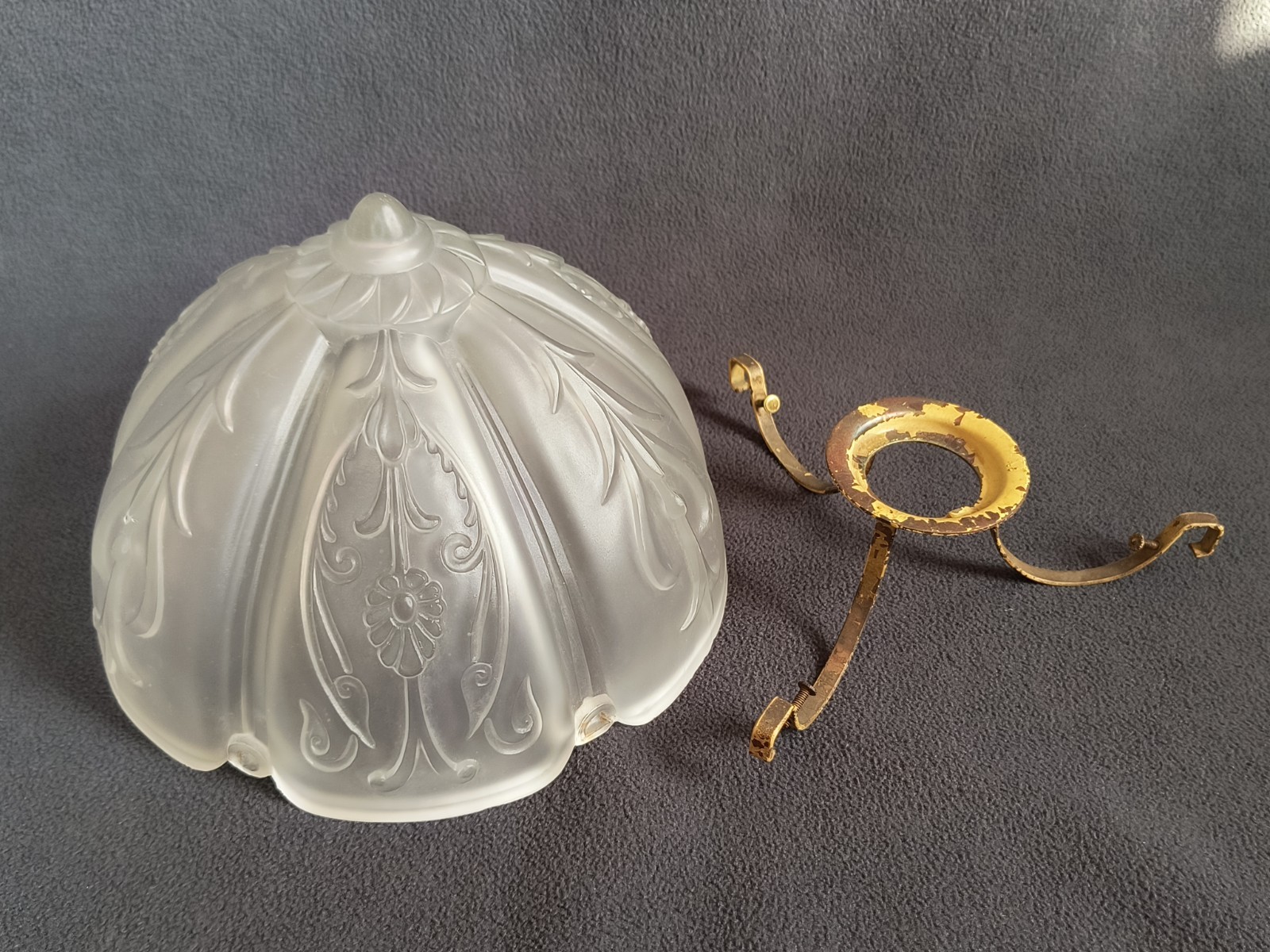 Markel Antique Embossed Floral Frosted Light Shade 8.25\ Markel Antique Embossed Floral Frosted Light Shade 8.25\