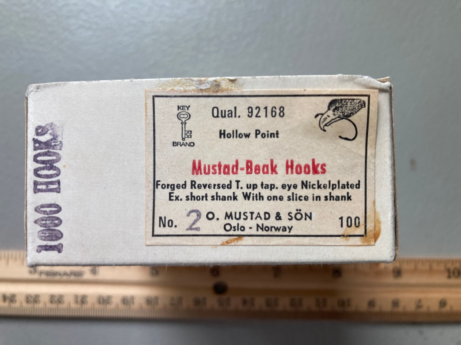 250 Mustad Octopus Beak Hook Nickel Size 2 short shank one slice Hollow pointed