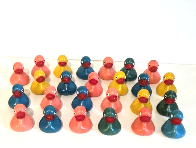 25 Vintage Carnival, Fair, Amusement Park Hard Plastic Floating Pond Game Ducks