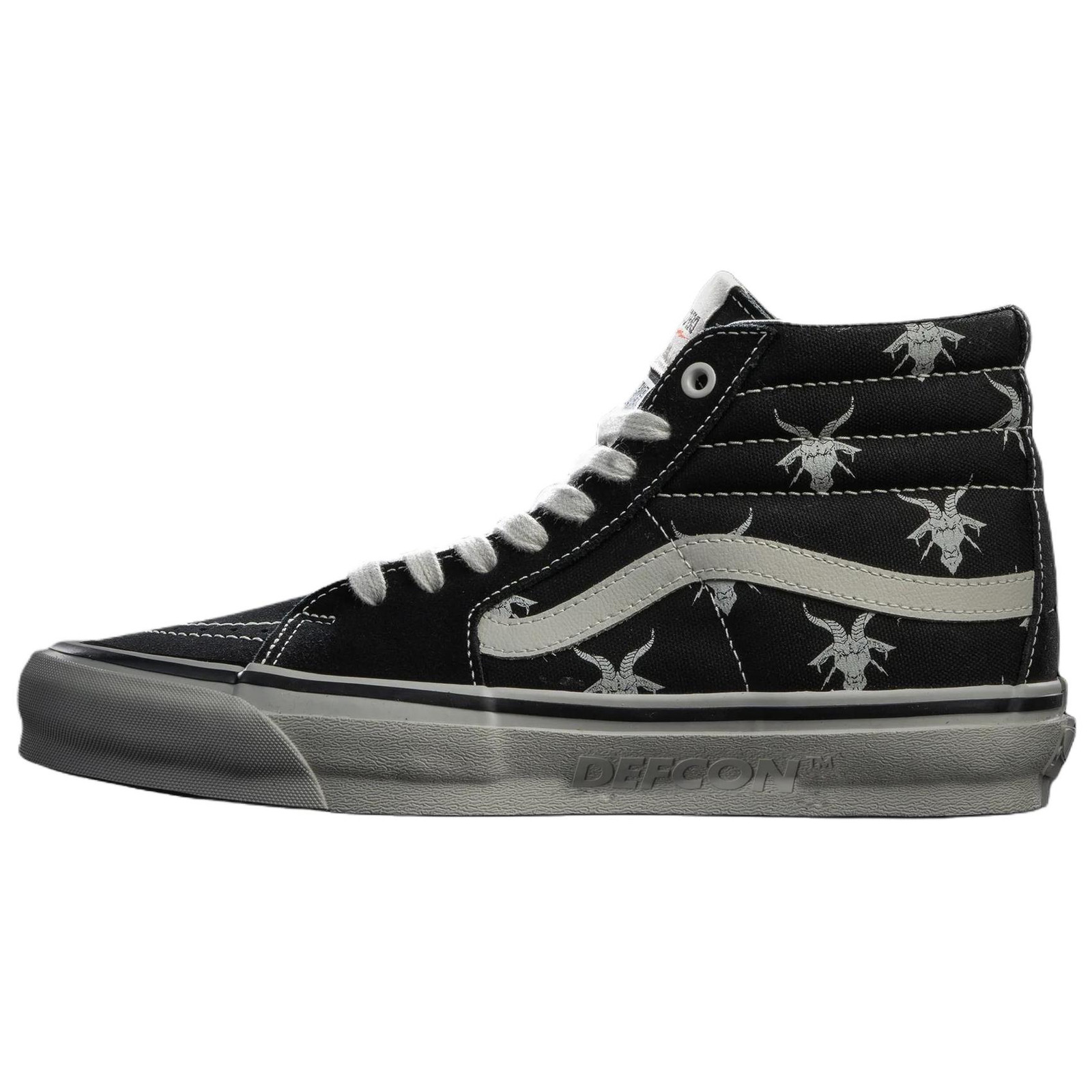 Defcon x Sk8- 38 High Black White - VN0011B4BLK