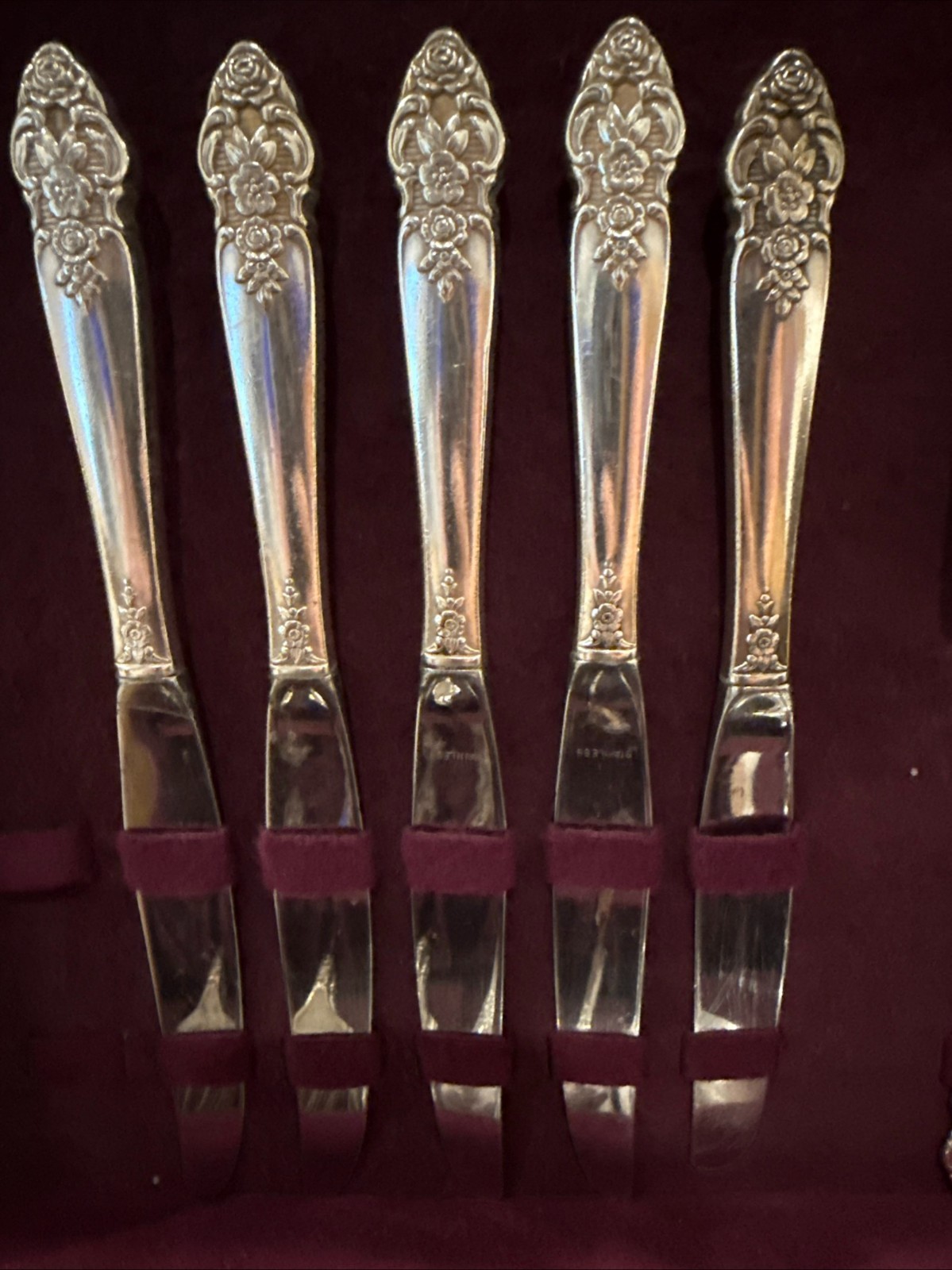 Vtg 1951 Oneida Distinction Prestige Plate Silverplate U-Choose Pieces 