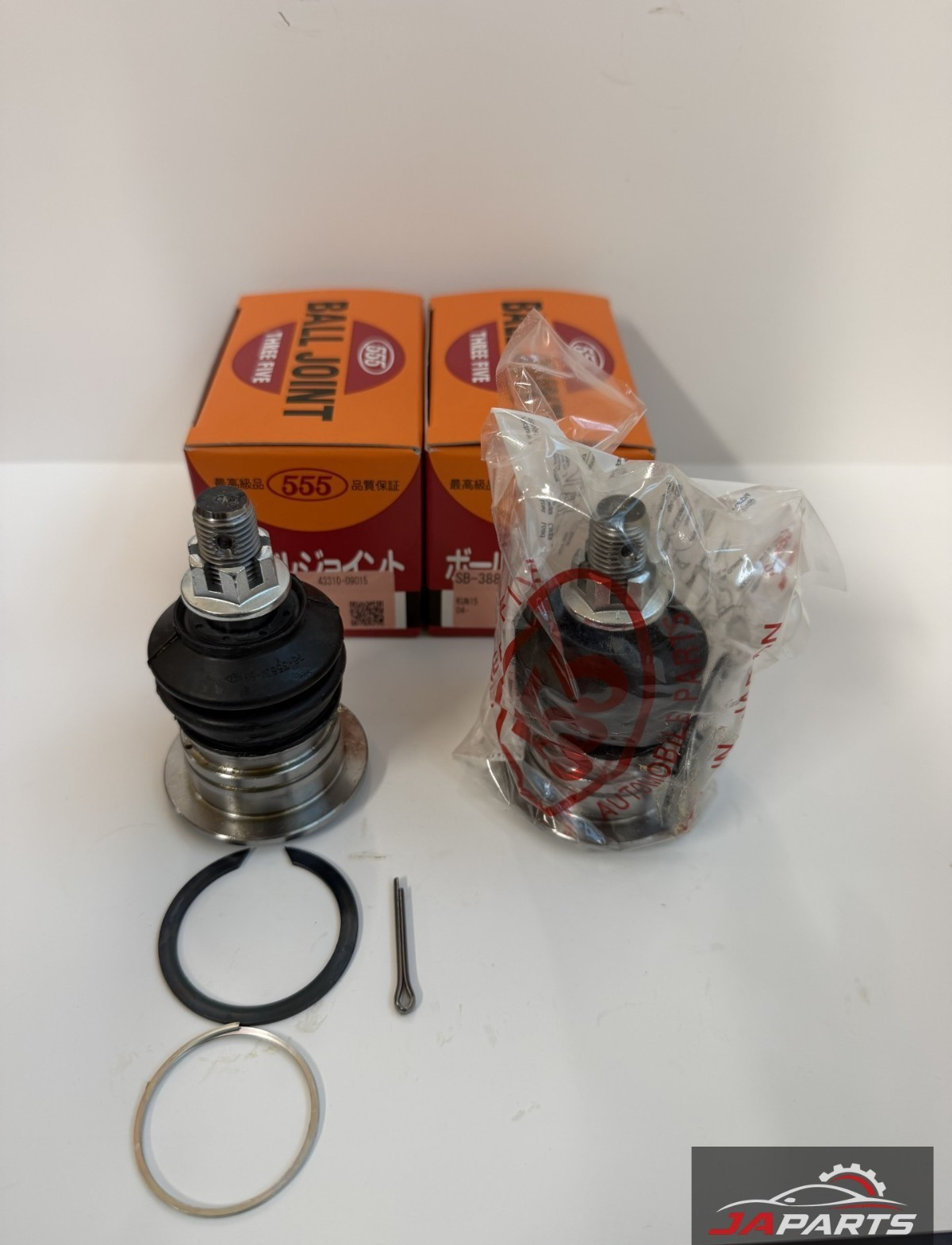 05-23 Toyota Tacoma Front Upper Ball Joints 555 Sankei JAPAN Set of 2 4Runner FJ