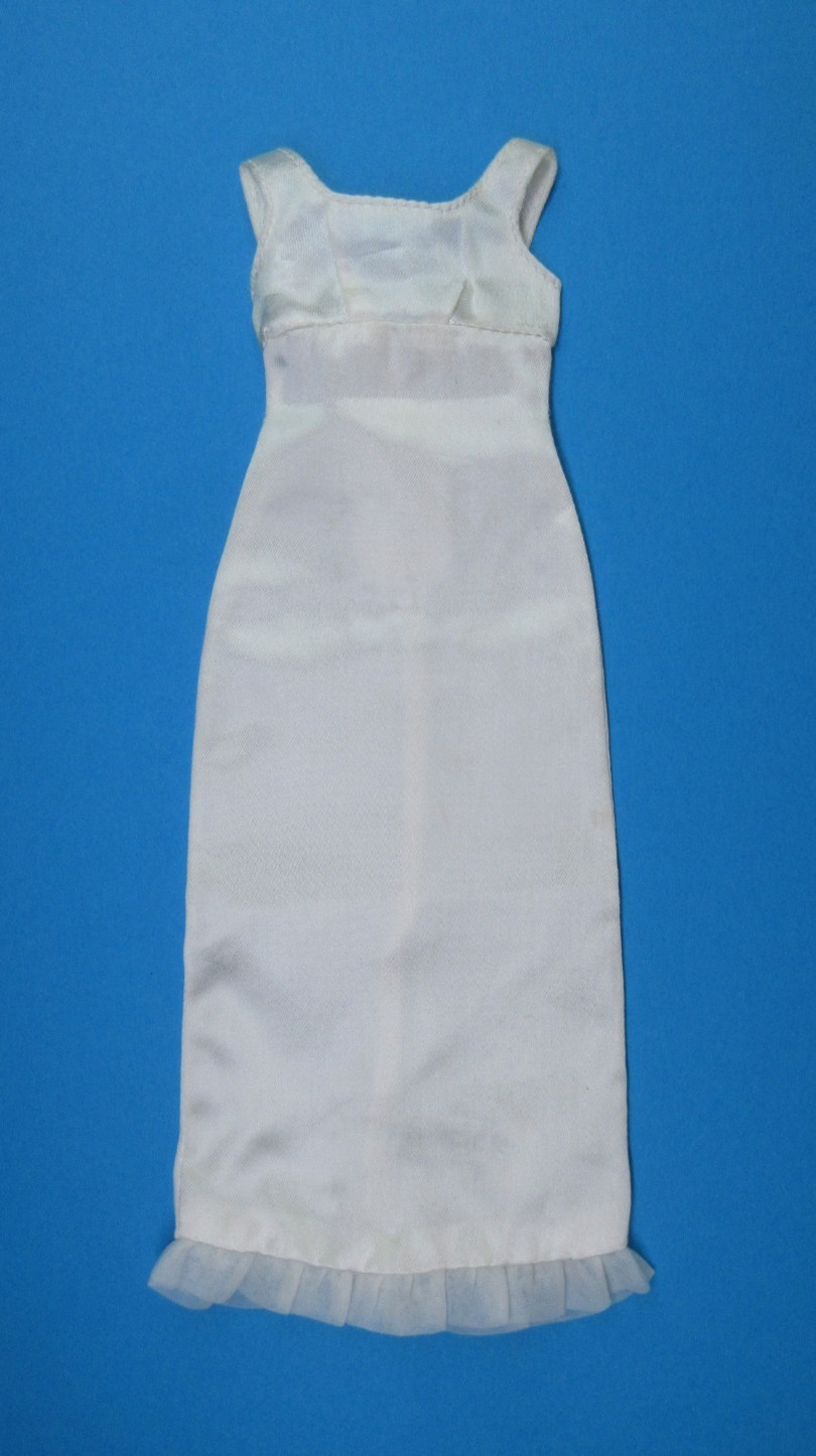 * Vintage Barbie FRANCIE - DREAMY WEDDING #1217 - White Satin Wedding Gown Dress