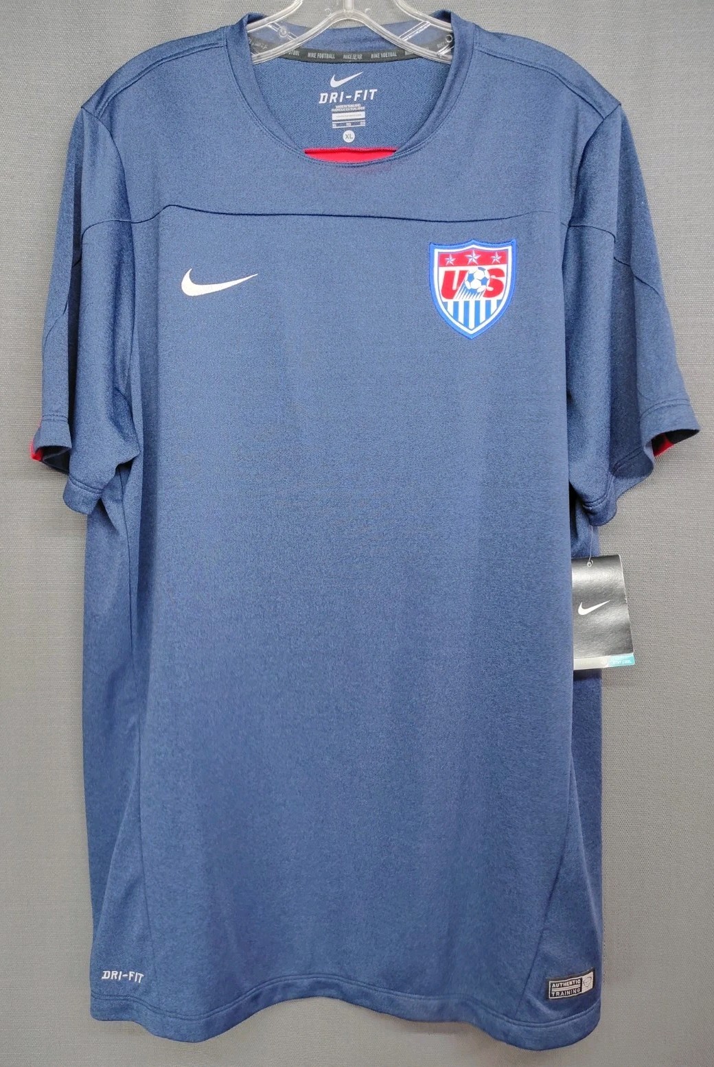 Nike USA Soccer Jersey Mens XL NWT 2014 World Cup USMNT Training Jersey Dri-fit Nike USA Soccer Jersey Mens XL NWT 2014 World Cup USMNT Training Jersey Dri-fit