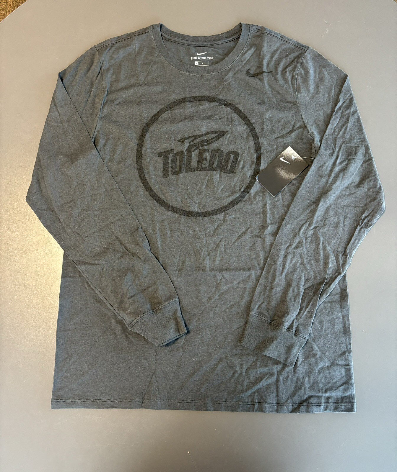 New Nike Men’s T-shirt Toledo State Rockets L, large, NWT, Gray Tee Shirt New Nike Men’s T-shirt Toledo State Rockets L, large, NWT, Gray Tee Shirt