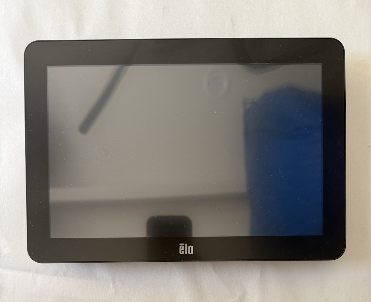 Elo Touch Solutions 10\