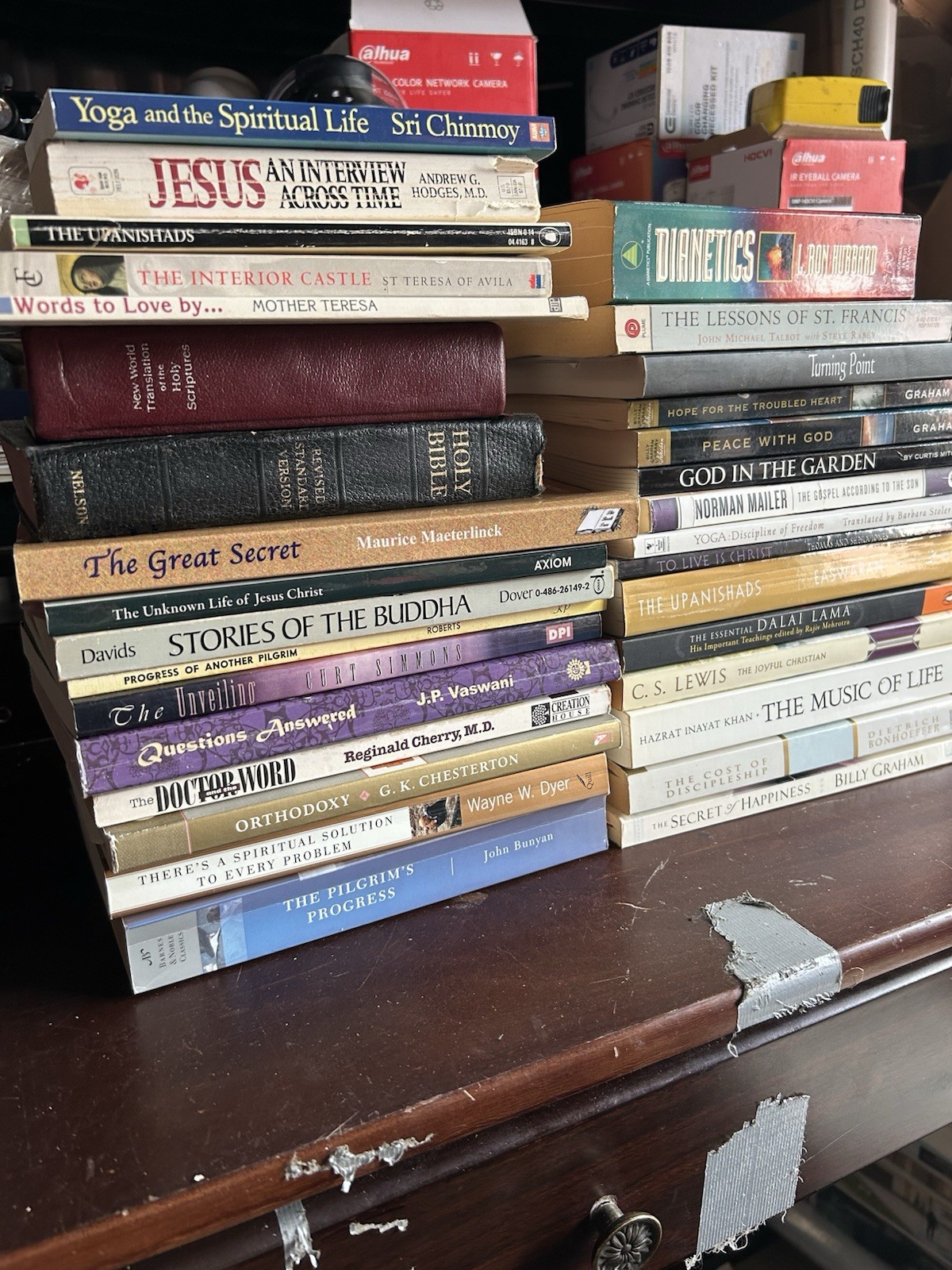 Religious & Spiritual Paperback Book Lot Christianity Billy Graham Sri Chinmoy Religious & Spiritual Paperback Book Lot Christianity Billy Graham Sri Chinmoy