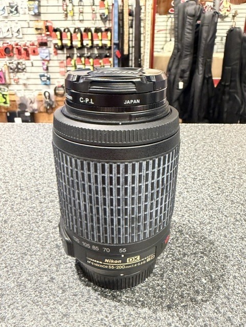 Nikon AF-S DX NIKKOR 55-200mm f/4-5.6G G ED Auto & Manual Lens F