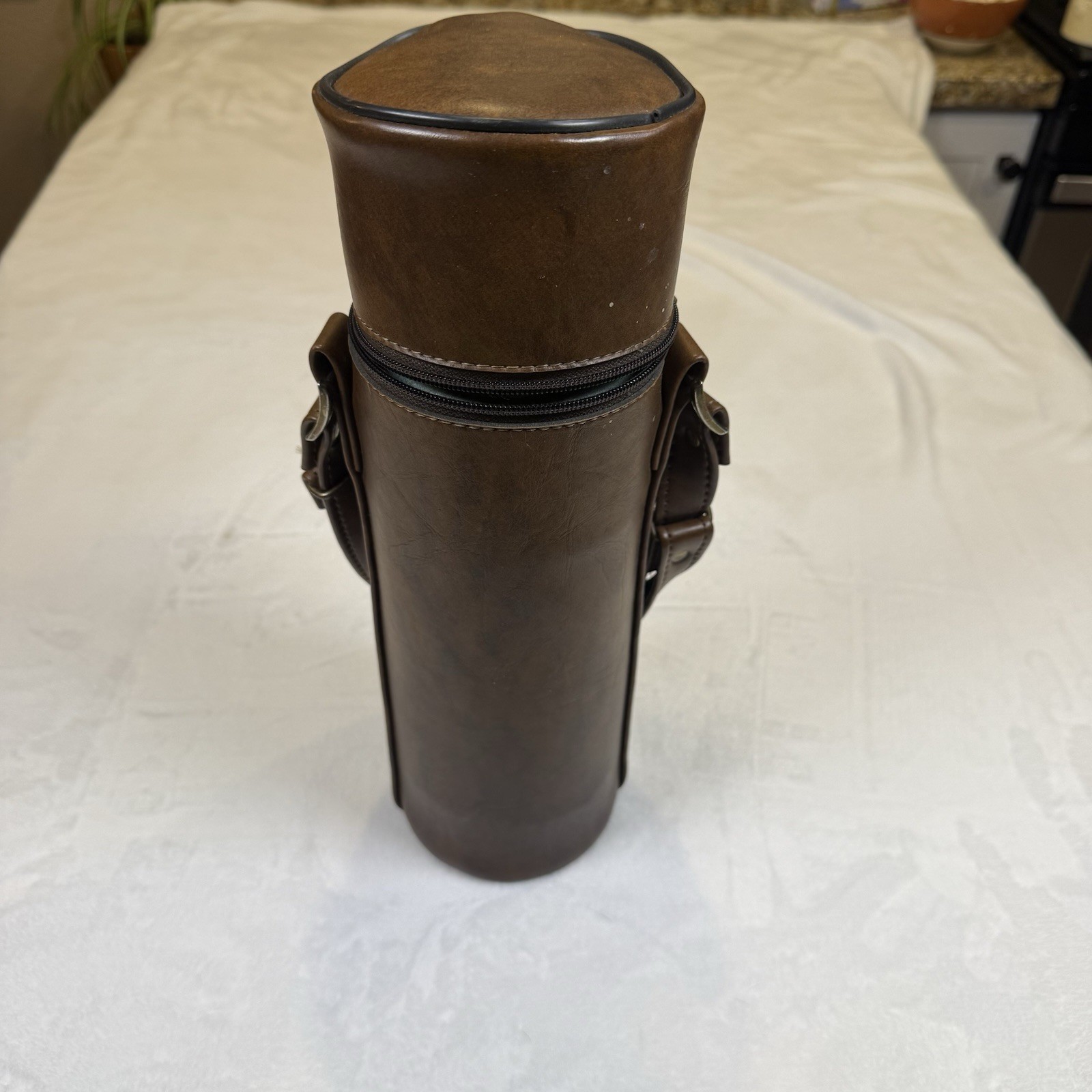 Vintage 1976 Aladdin Stanley A-944C Thermos Vacuum Bottle Green USA w/ Case Vintage 1976 Aladdin Stanley A-944C Thermos Vacuum Bottle Green USA w/ Case