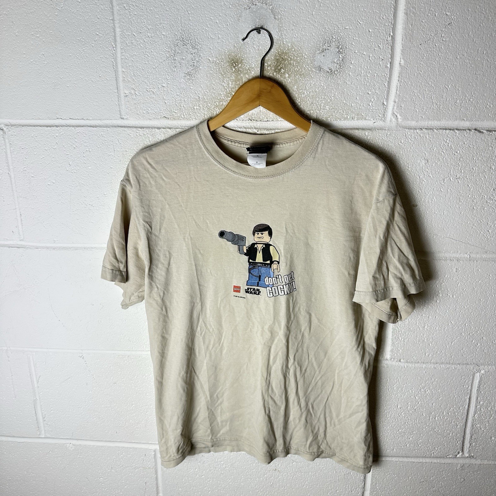 Vintage Lego Star Wars Shirt Mens Medium Beige 2007 Xbox 360 PS3 Y2K Han Solo Vintage Lego Star Wars Shirt Mens Medium Beige 2007 Xbox 360 PS3 Y2K Han Solo