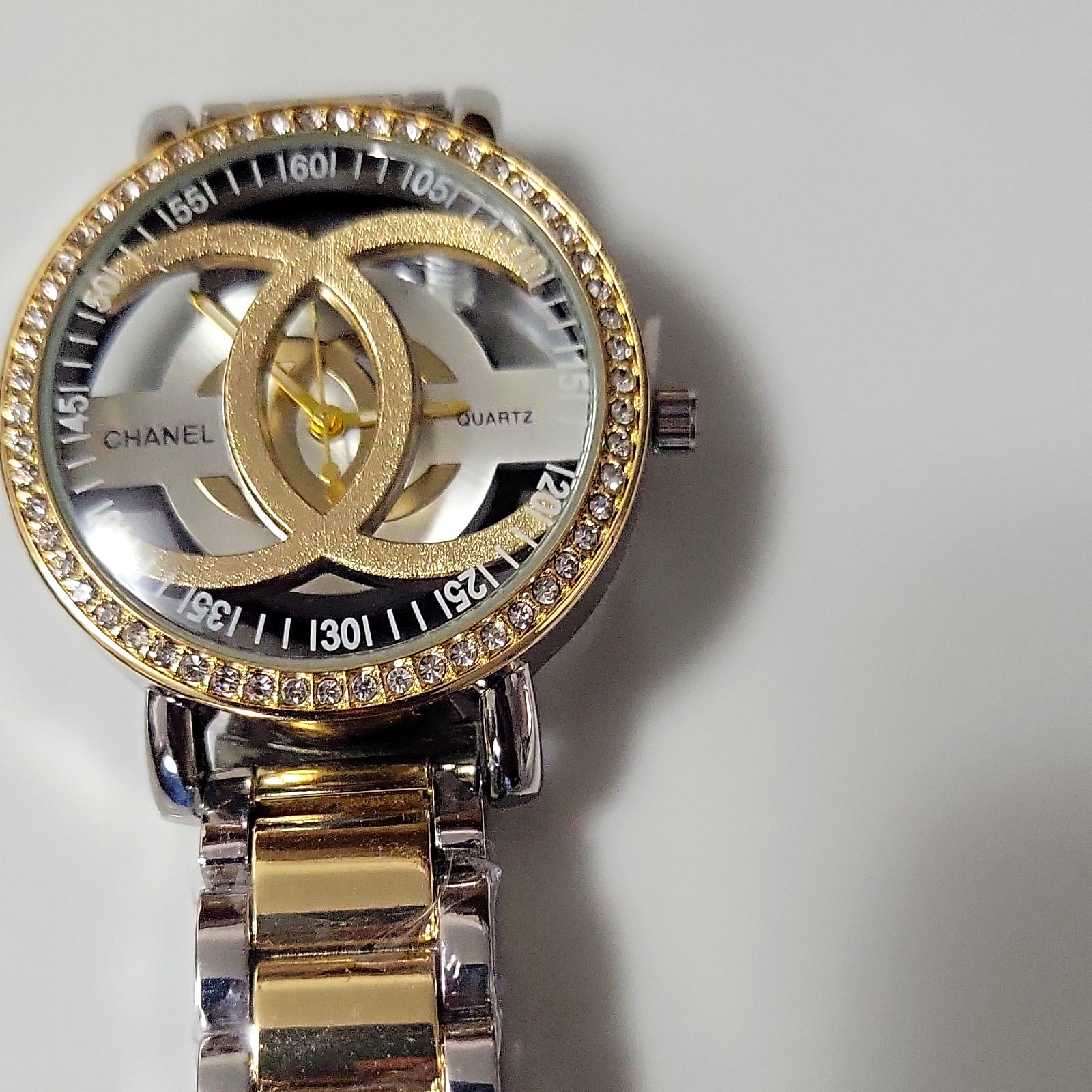 CHANEL Women's Quartz Analog Logo Dial Two-Tone Metal Bracelet 20mm Diamond CHANEL Women's Quartz Analog Logo Dial Two-Tone Metal Bracelet 20mm Diamond