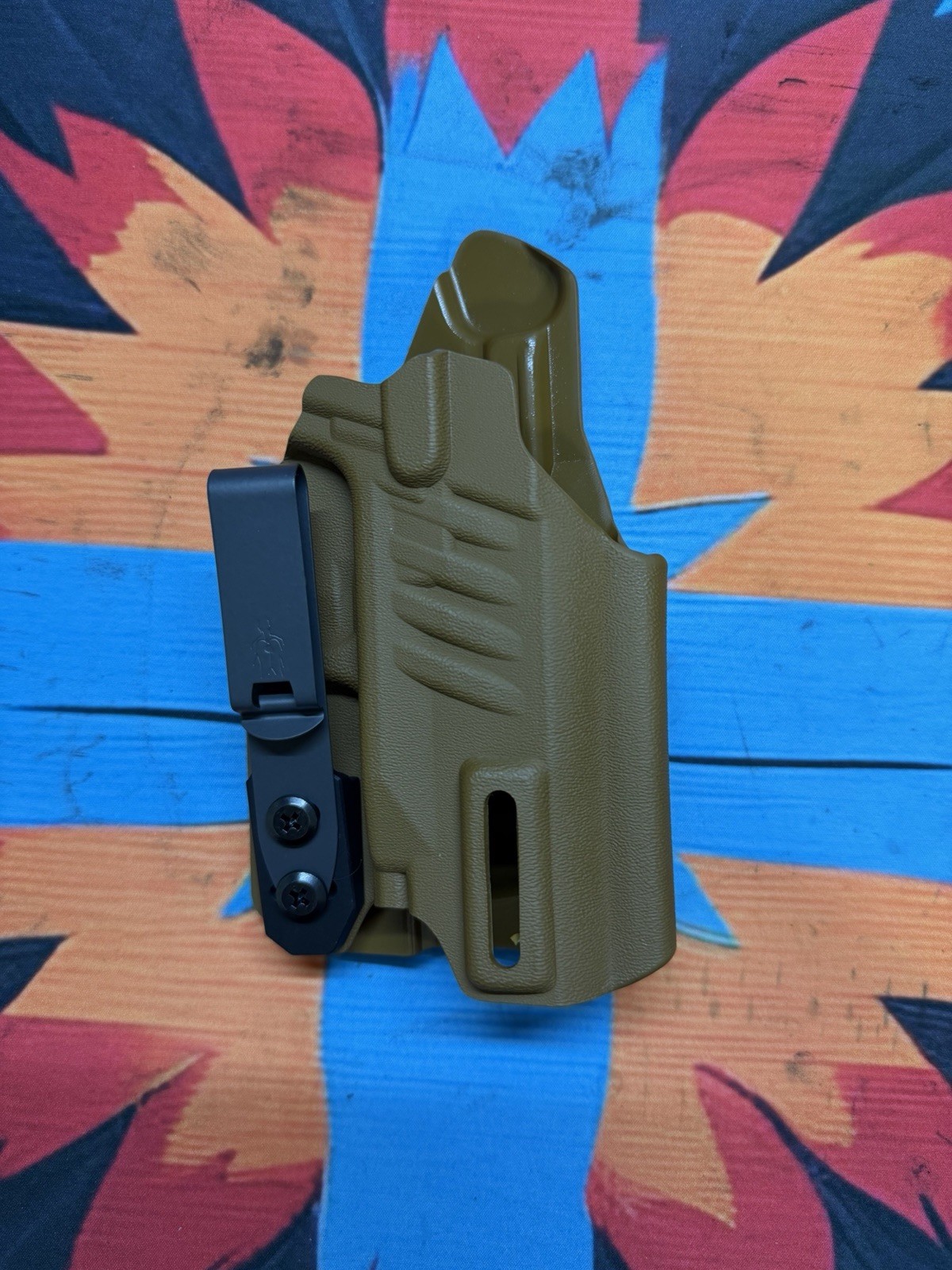TXC Holster X1 Pro Staccato HD C3.6 and P4 Right Hand IWB Coyote Brown NEW TXC Holster X1 Pro Staccato HD C3.6 and P4 Right Hand IWB Coyote Brown NEW
