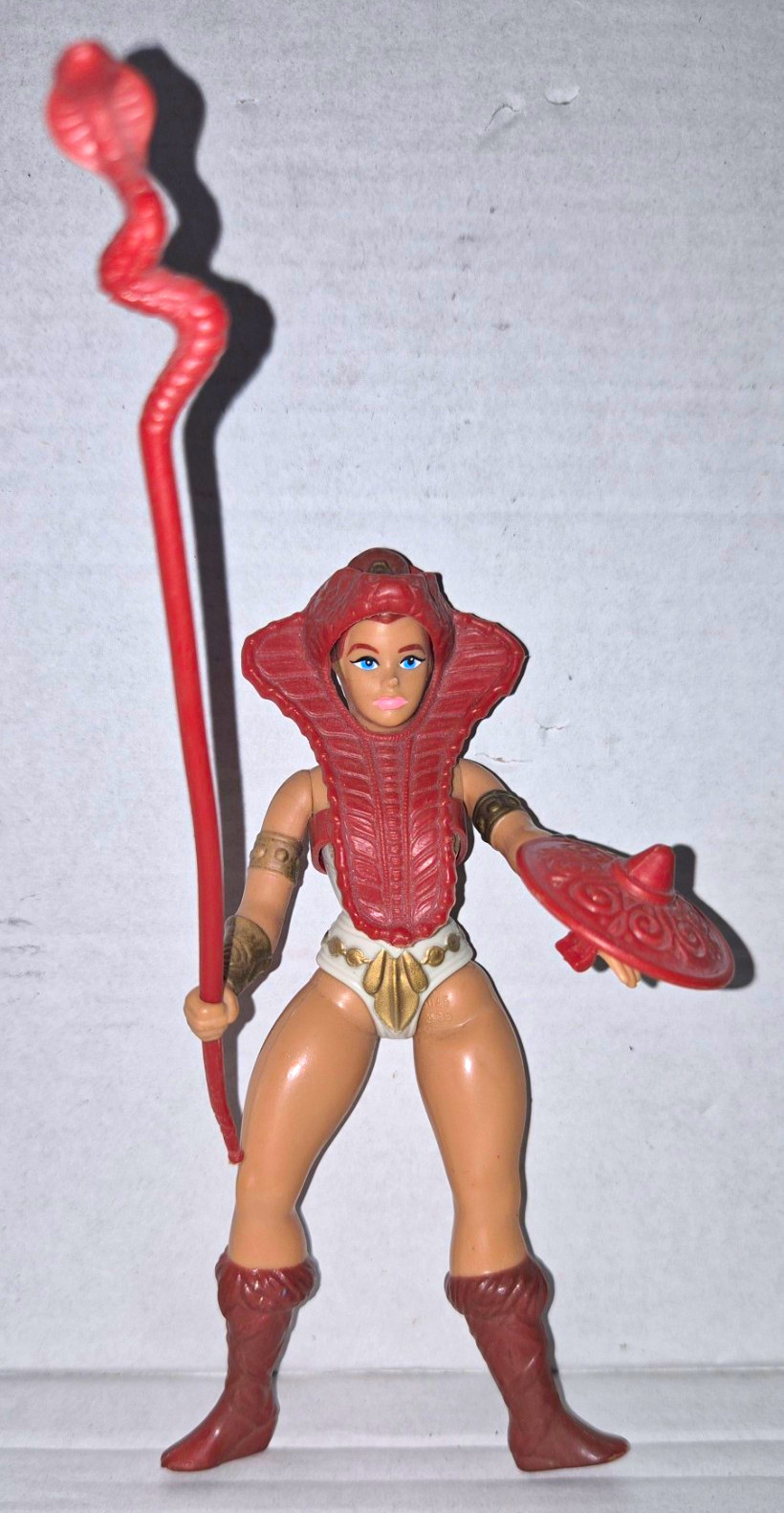 Vintage MOTU Teela Action Figure 100% Complete Armor Staff Shield 1981 Mattel